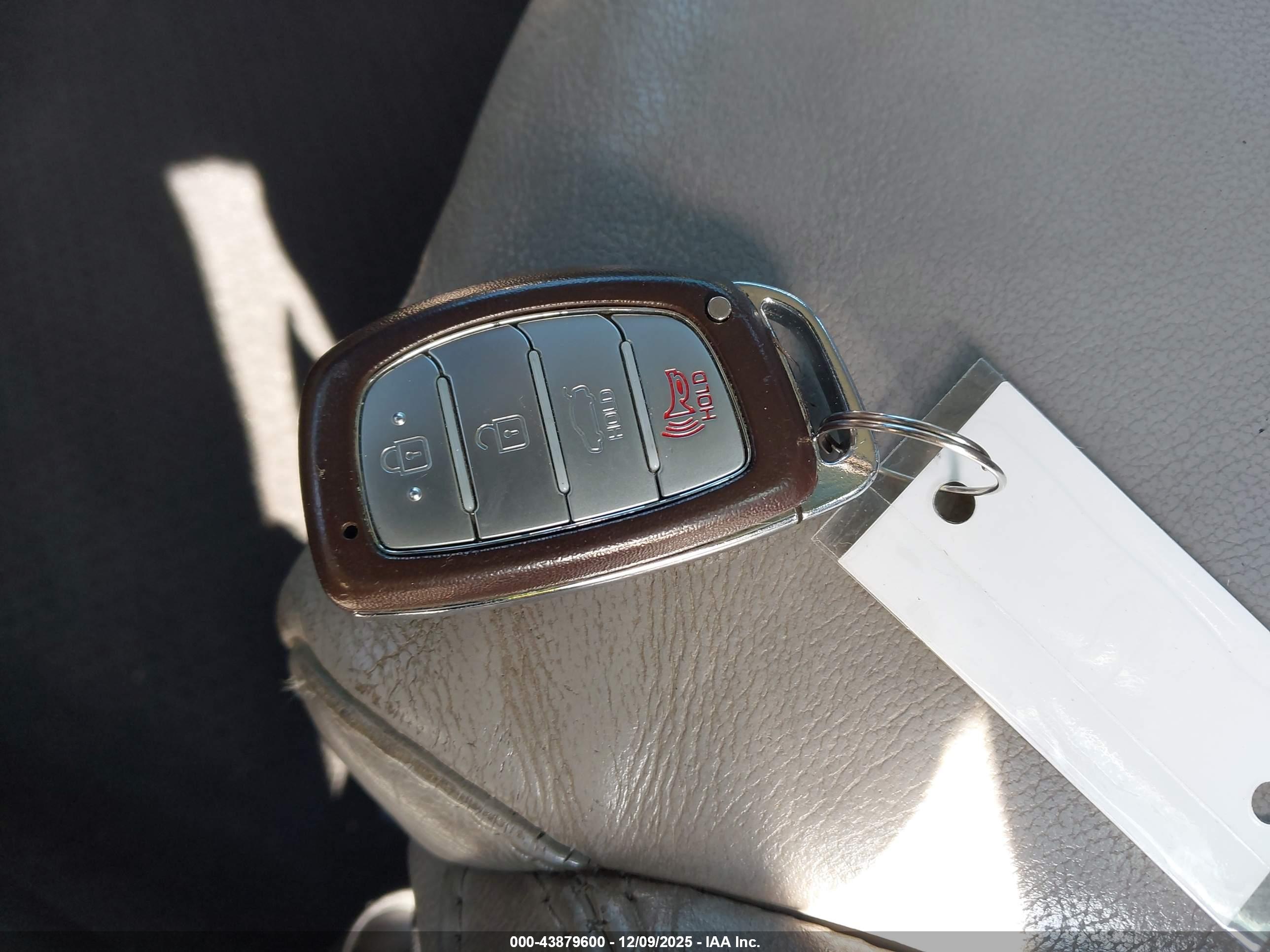 HYUNDAI SONATA image 11