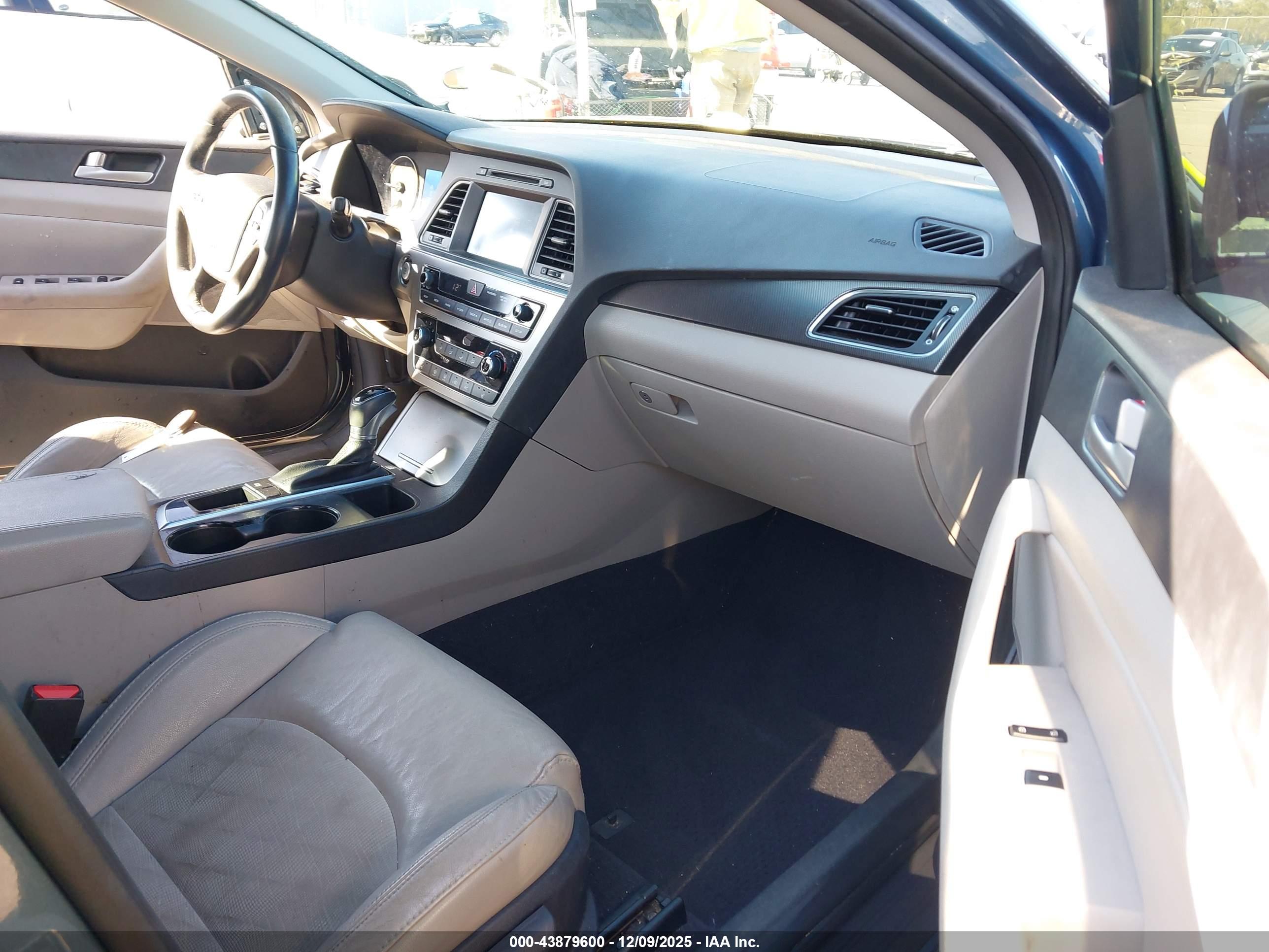 HYUNDAI SONATA image 5
