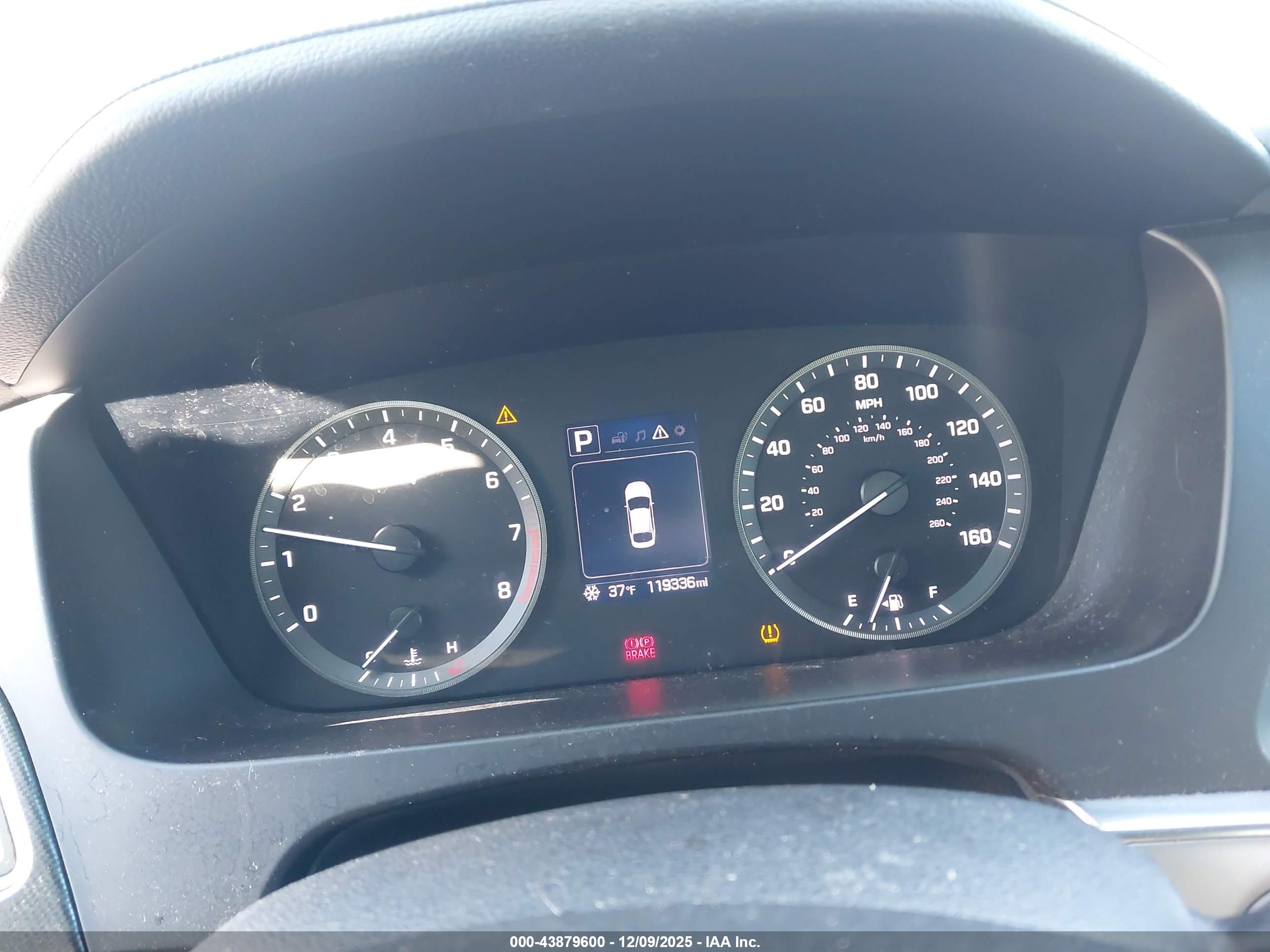 HYUNDAI SONATA image 7