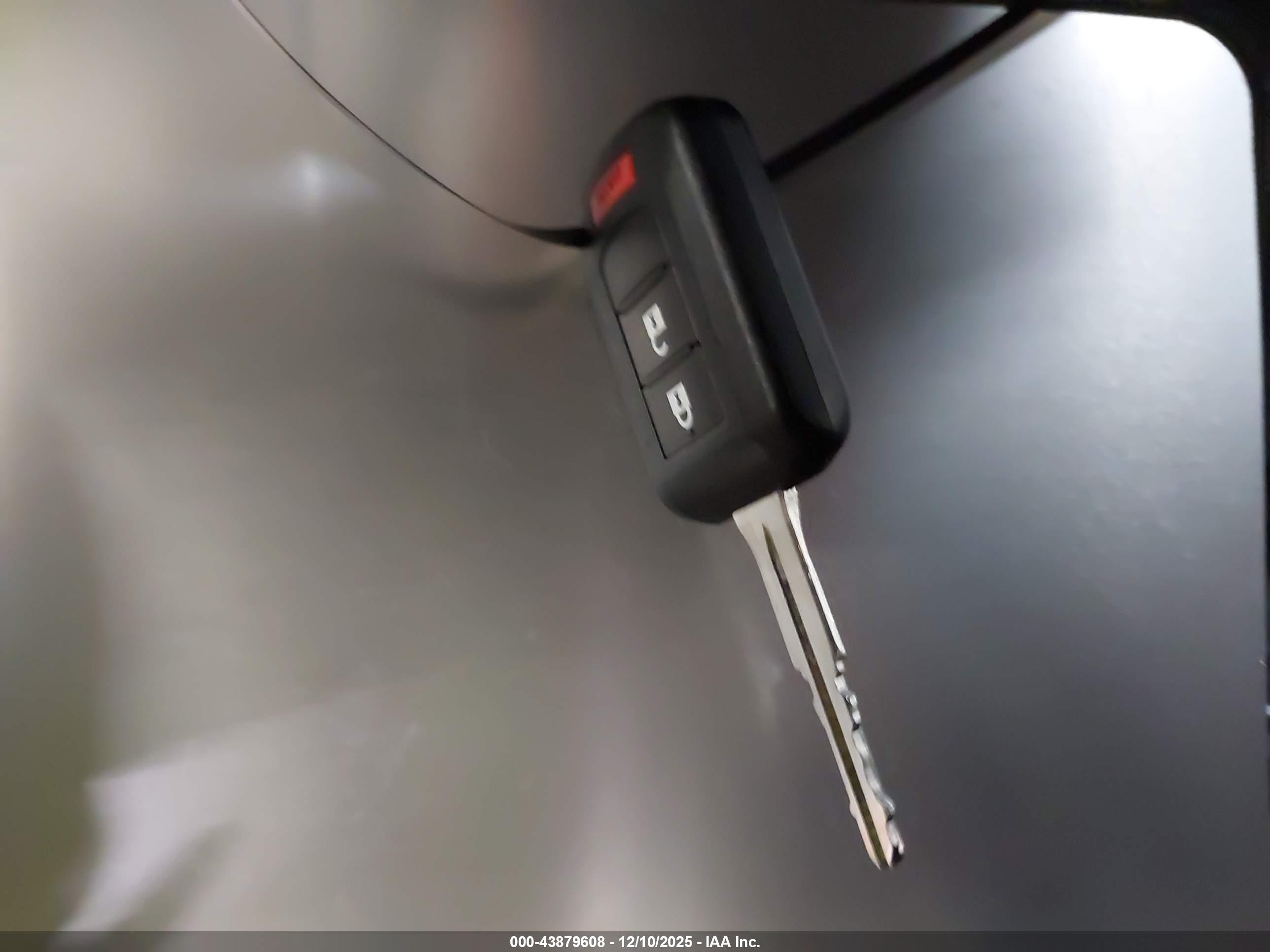 MITSUBISHI MIRAGE image 11