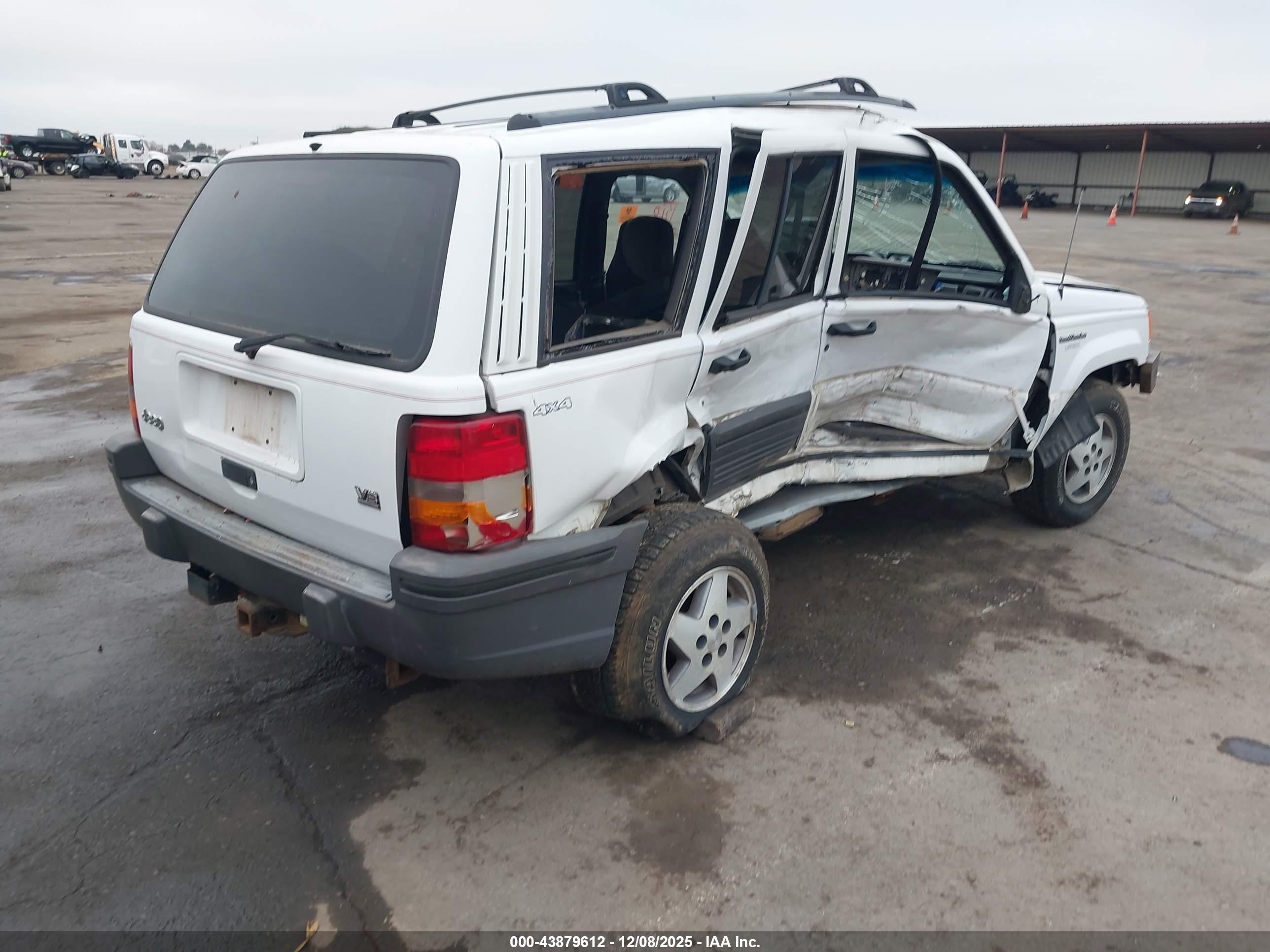 JEEP GRAND image 4