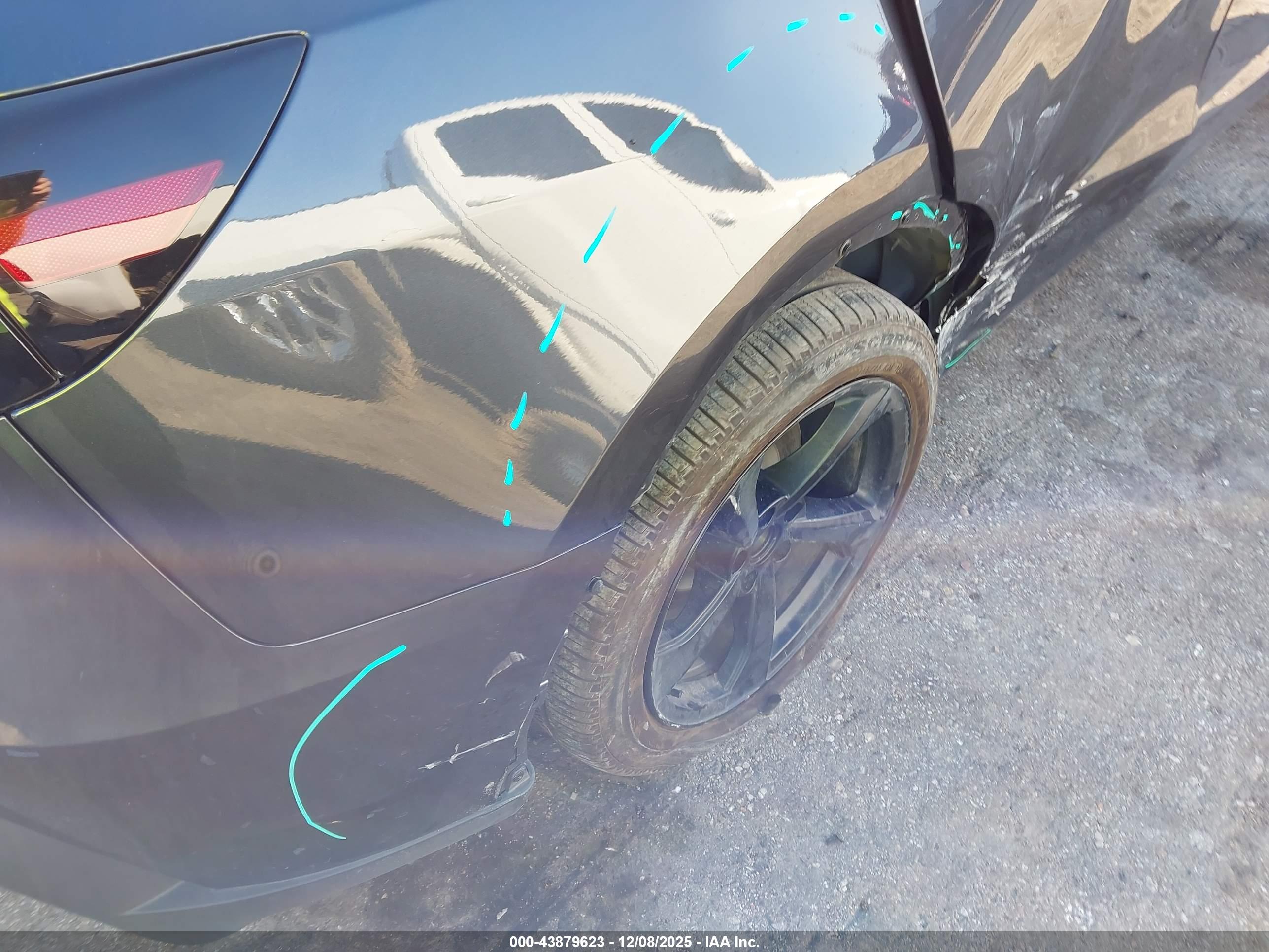 TESLA MODEL image 6
