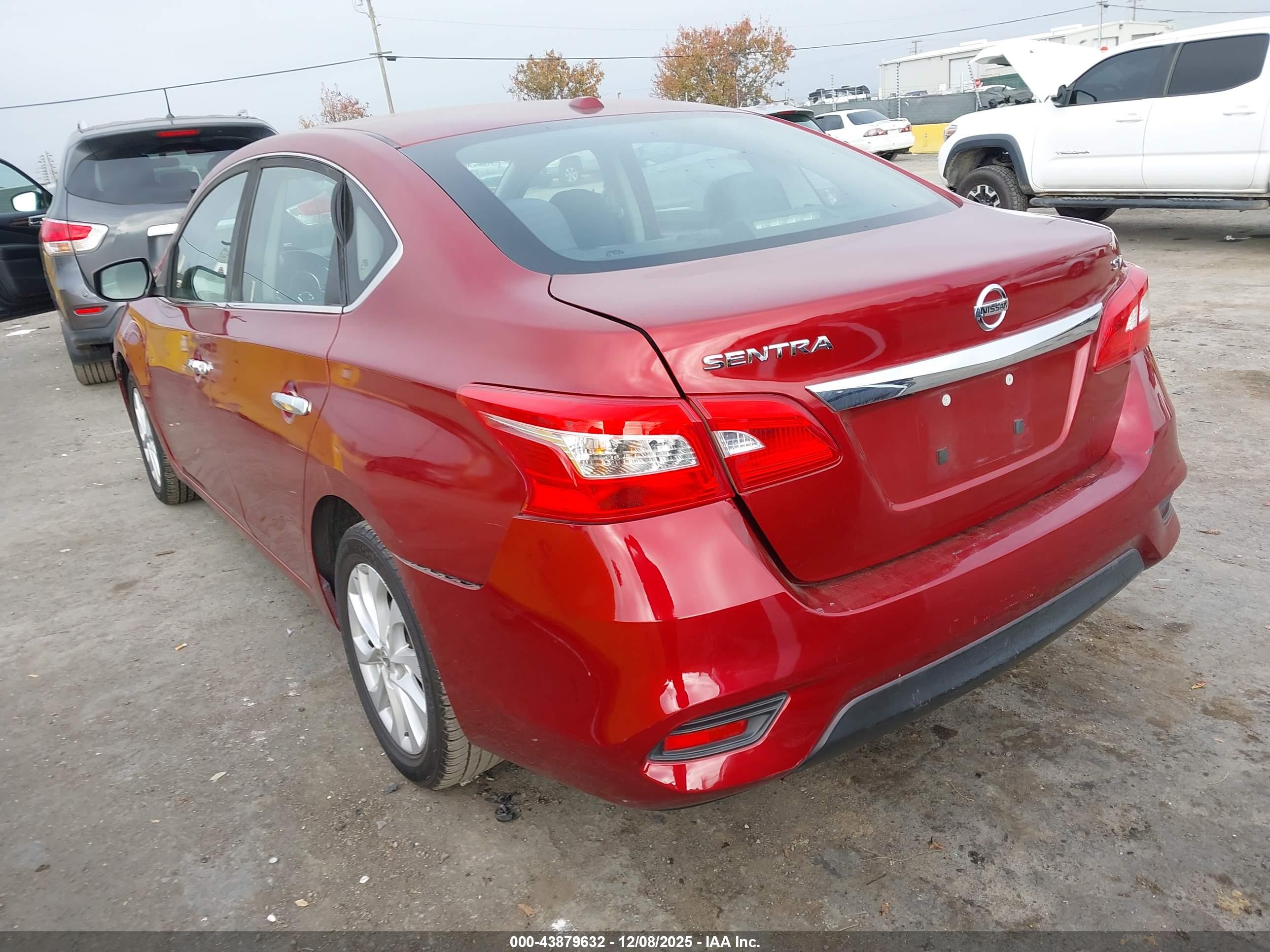NISSAN SENTRA image 3