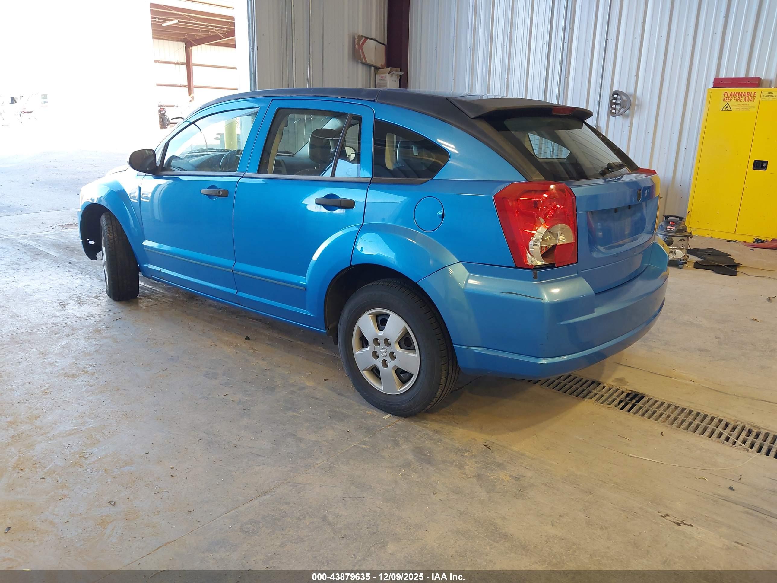 DODGE CALIBER image 3