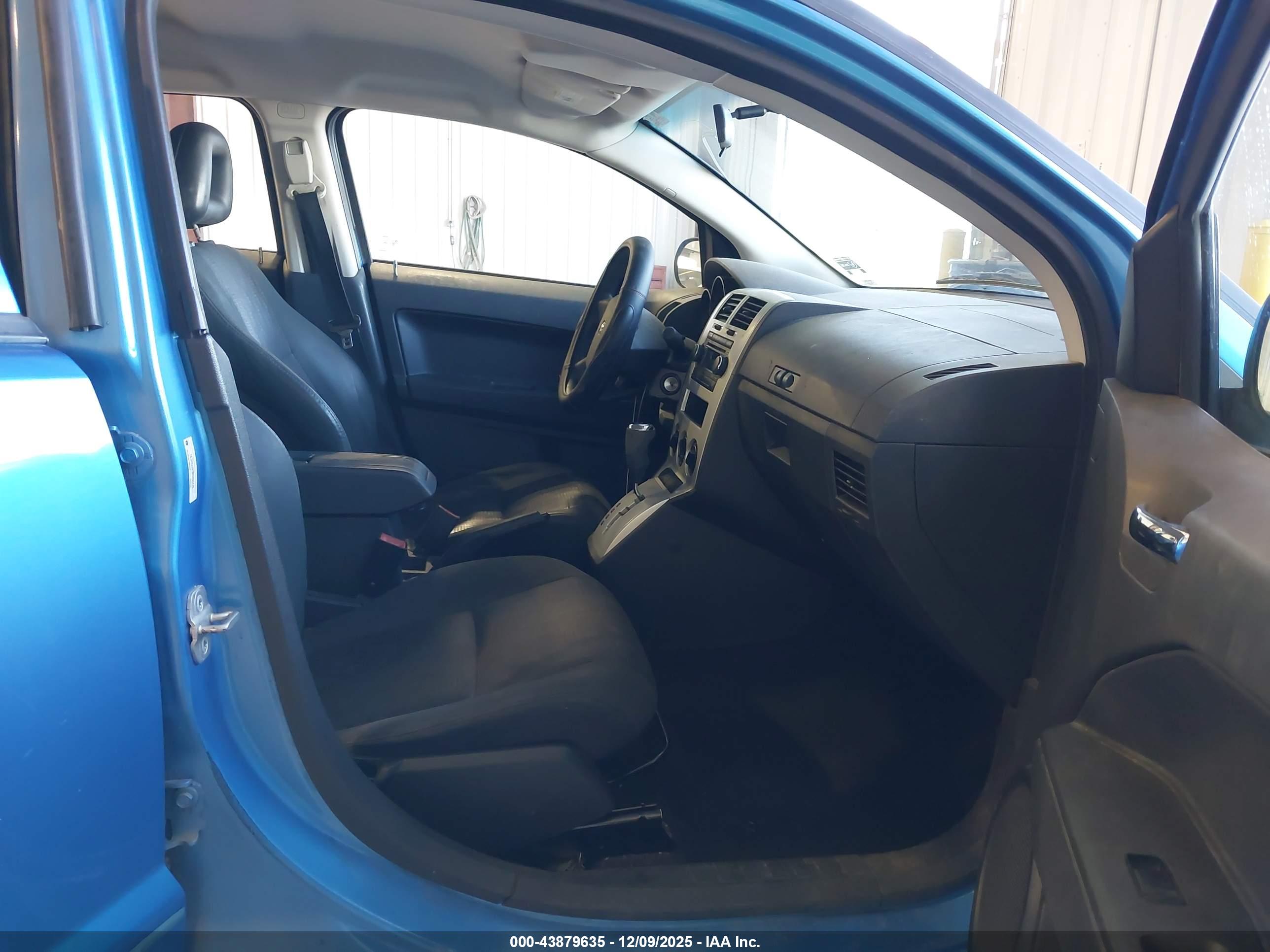 DODGE CALIBER image 5