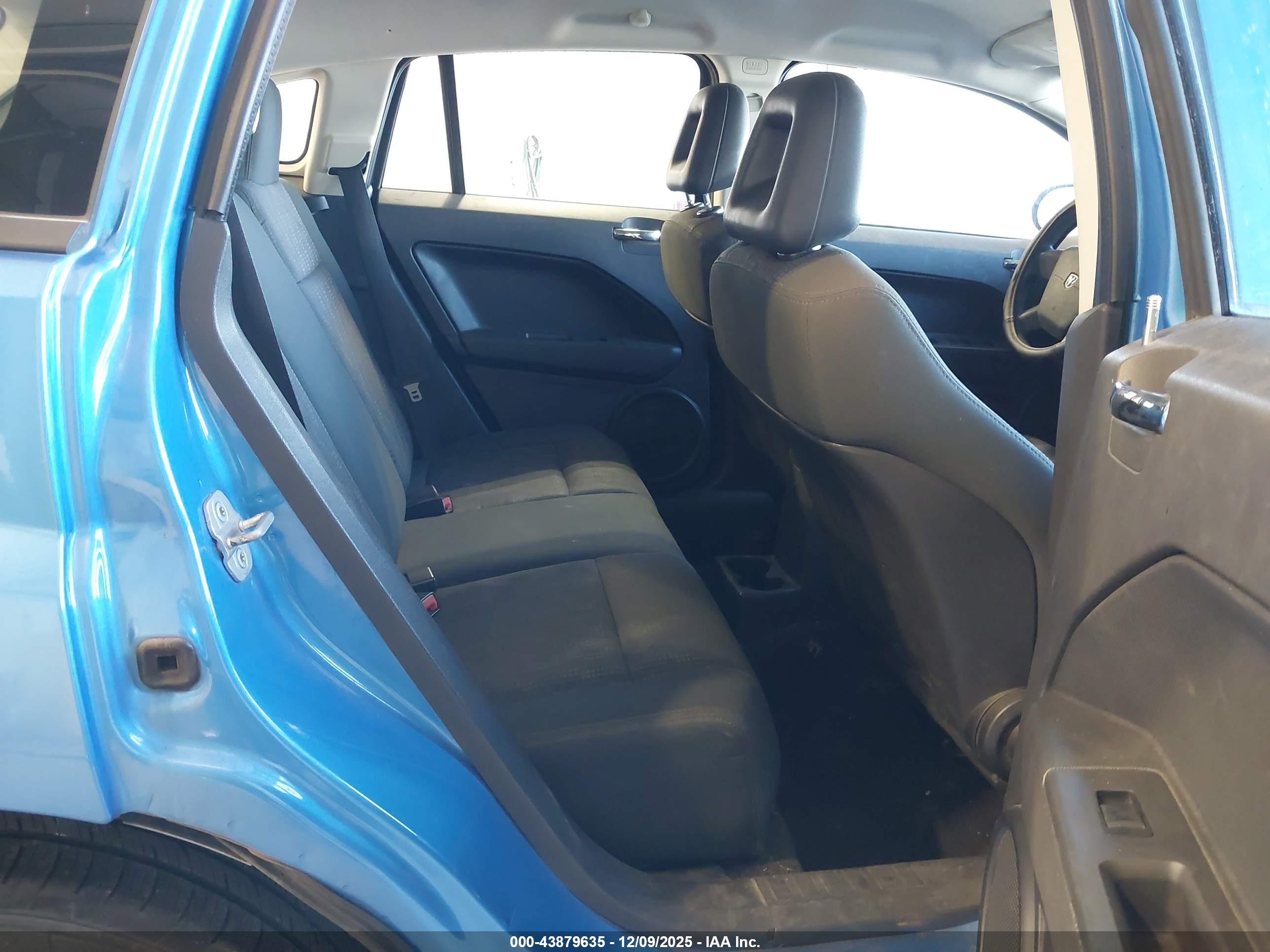 DODGE CALIBER image 8