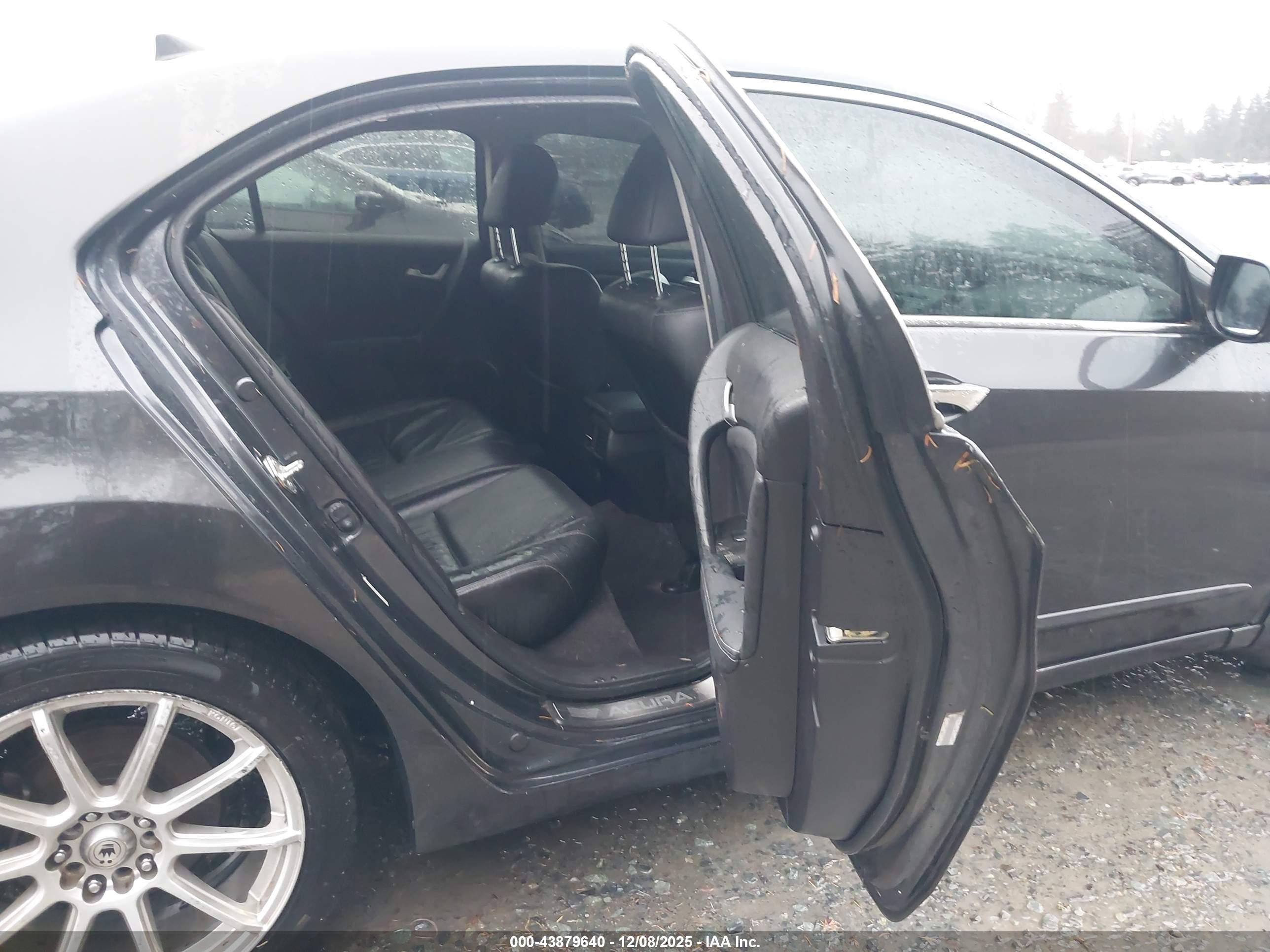 ACURA TSX image 8