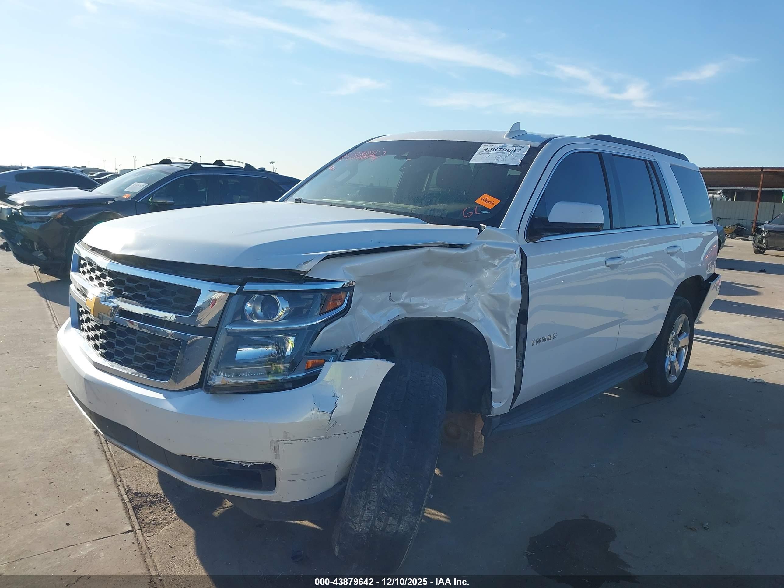 CHEVROLET TAHOE image 2