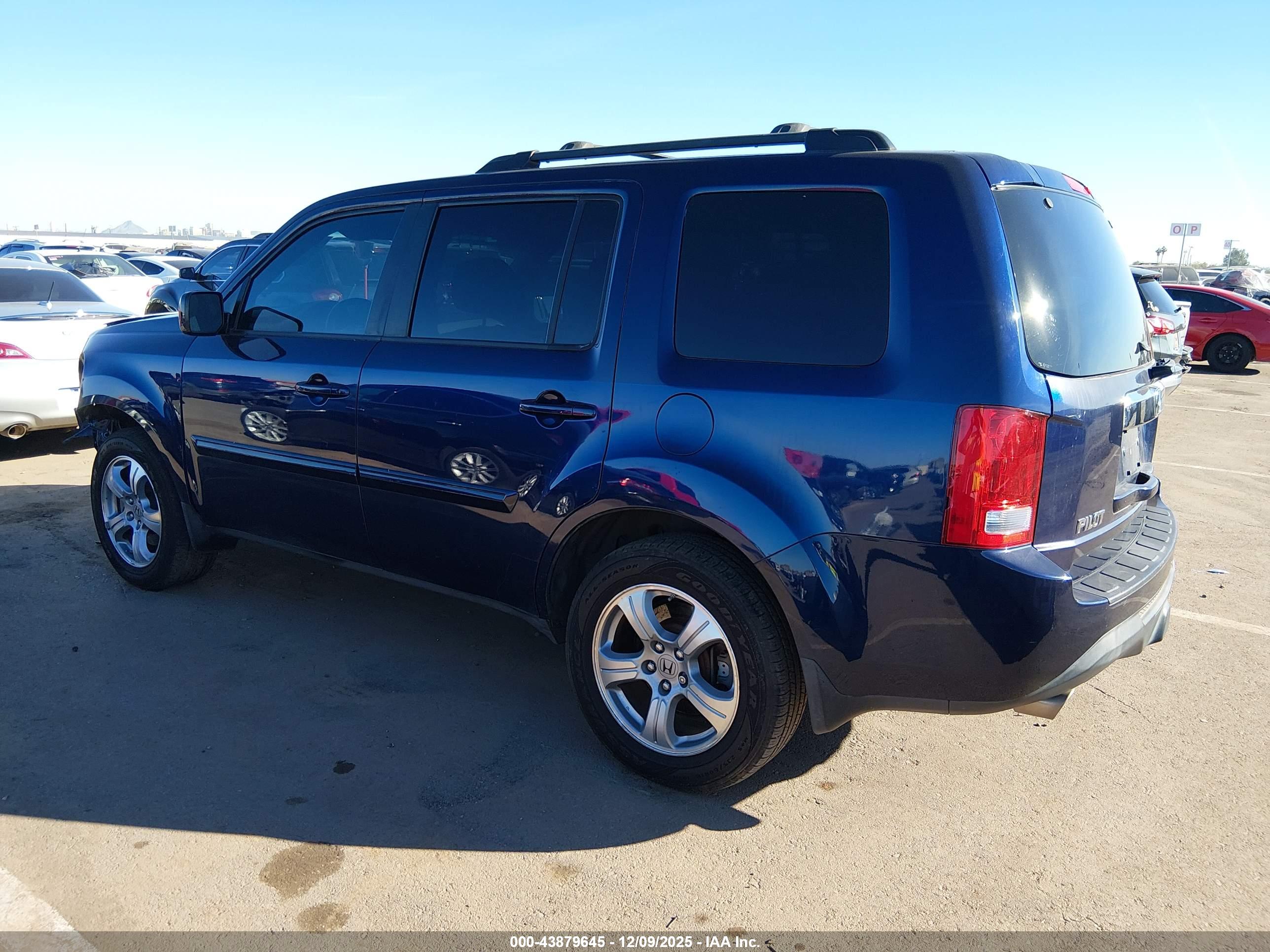HONDA PILOT image 3