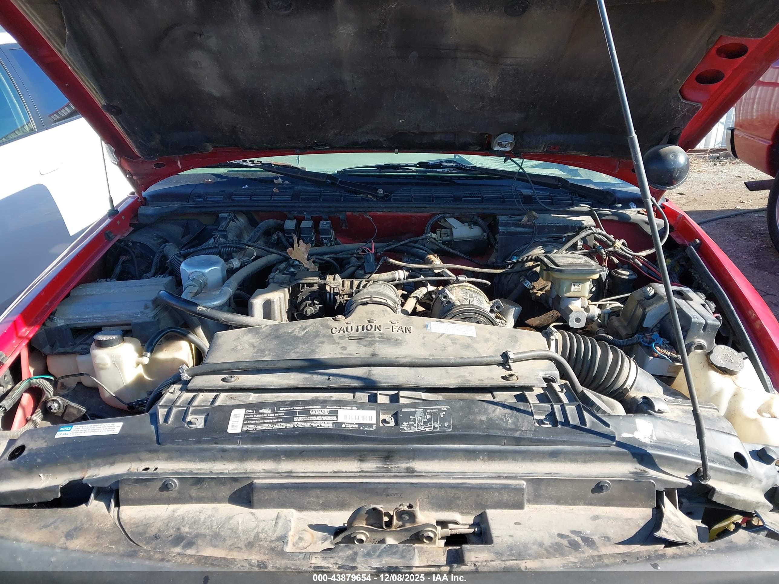 CHEVROLET S image 10