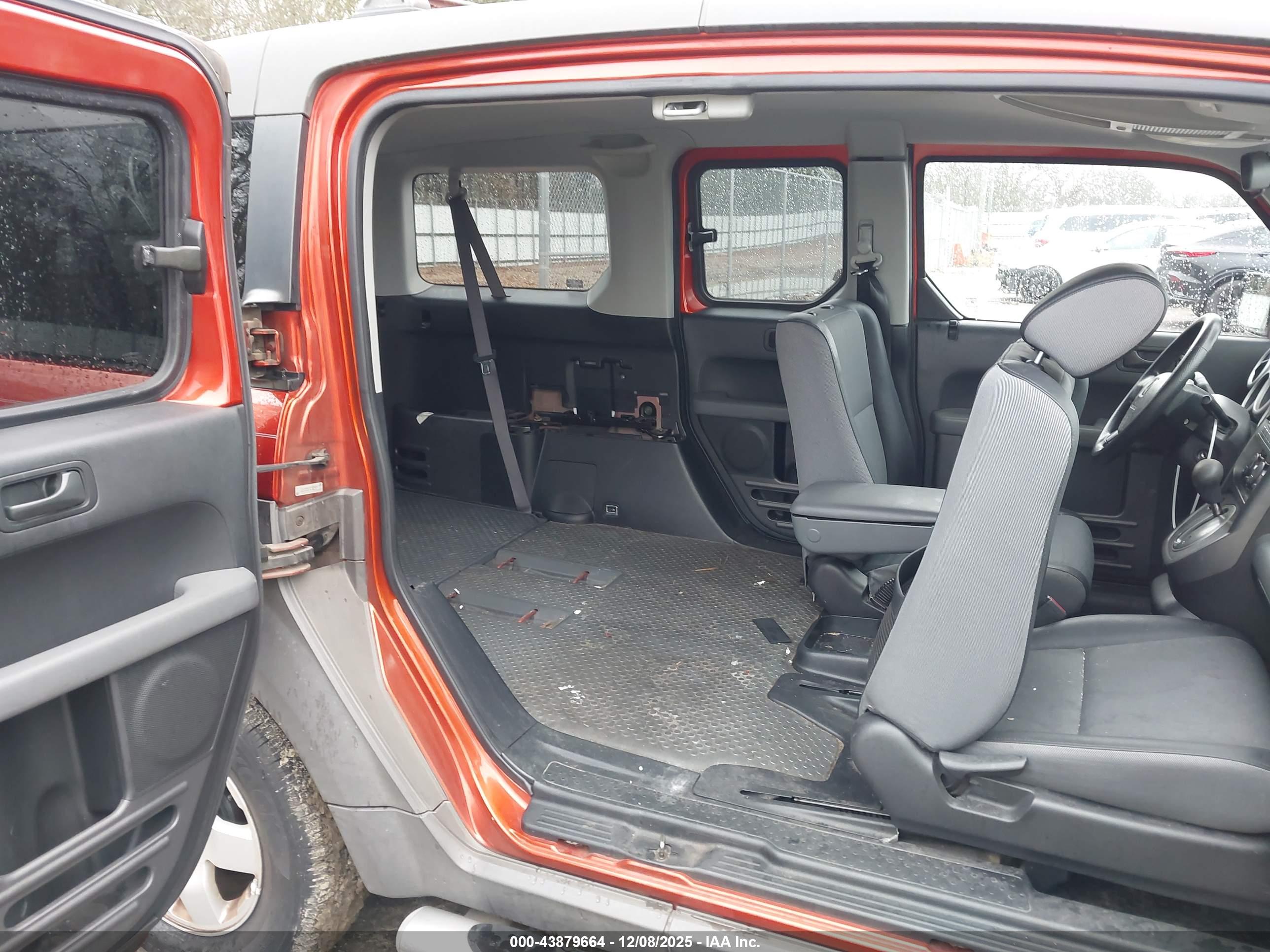 HONDA ELEMENT image 8