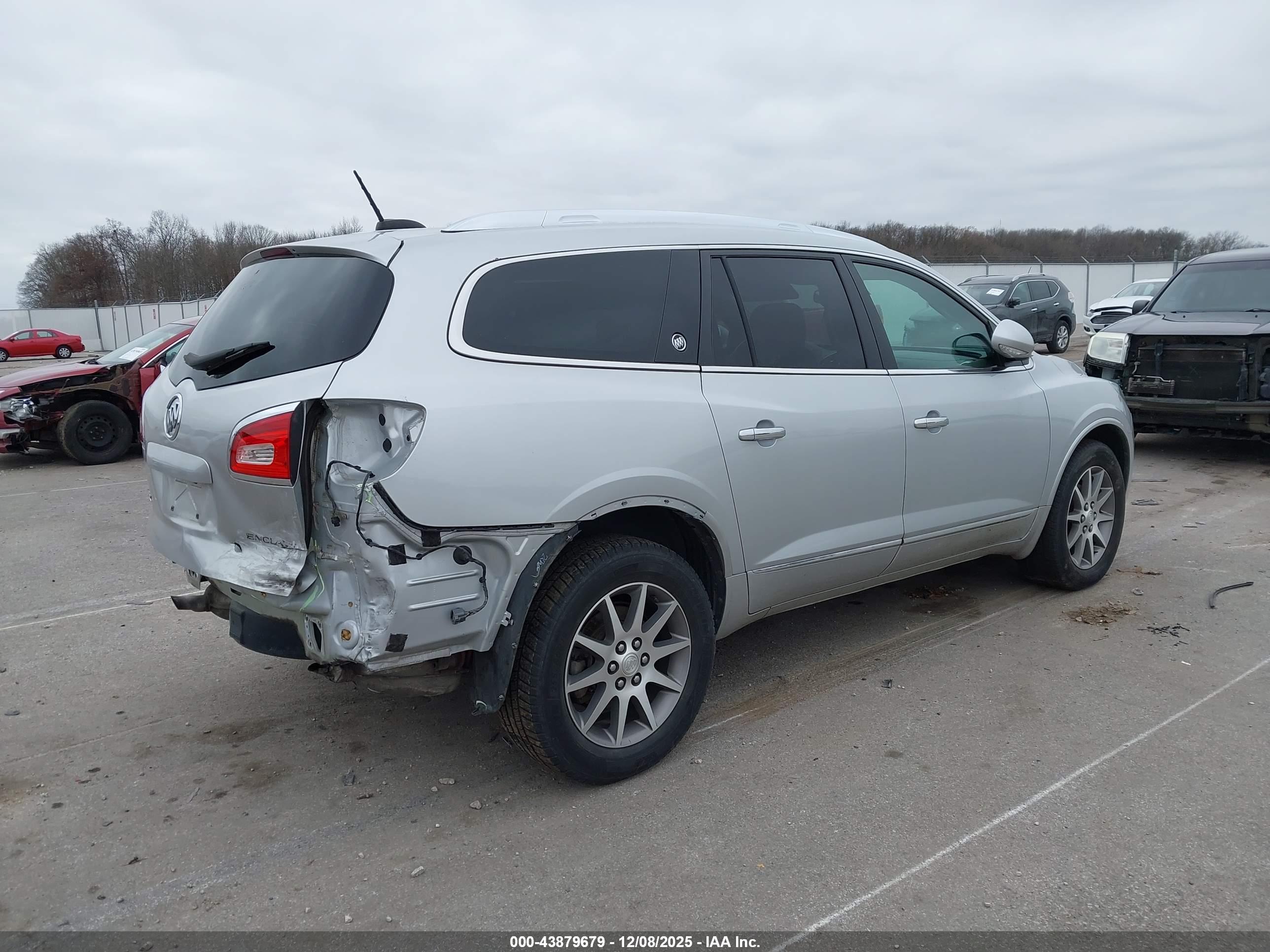 BUICK ENCLAVE image 4