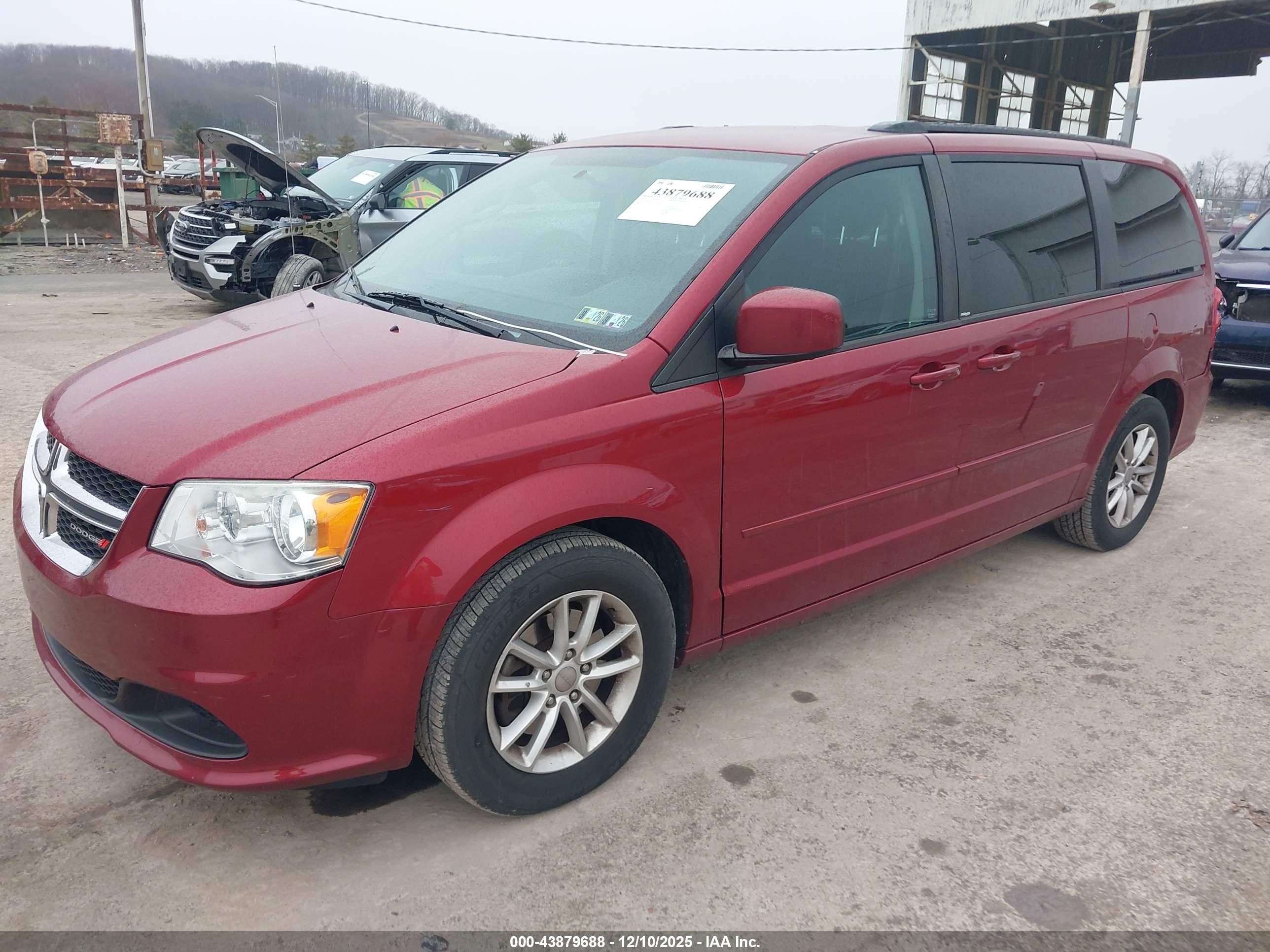 DODGE GRAND image 2