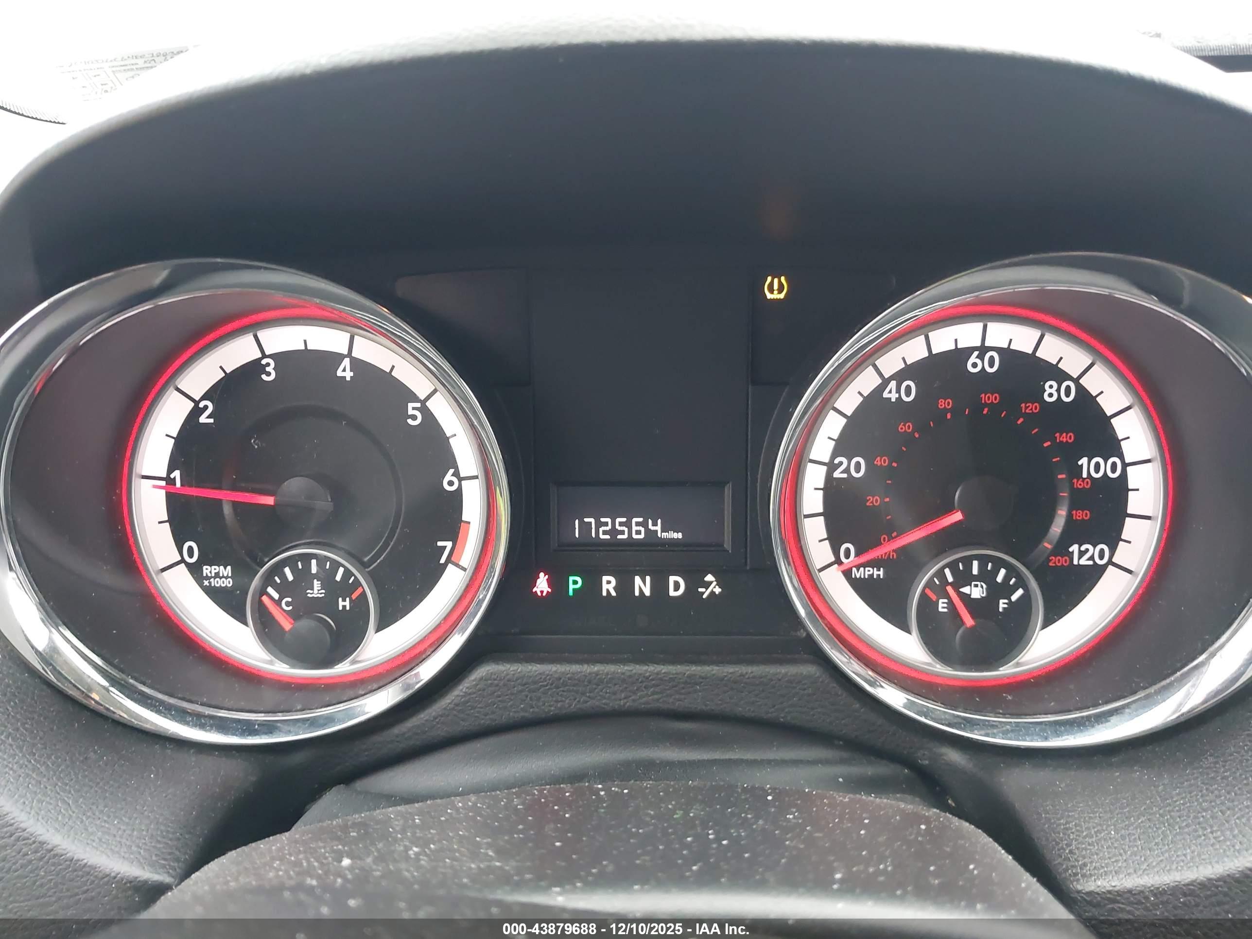 DODGE GRAND image 7