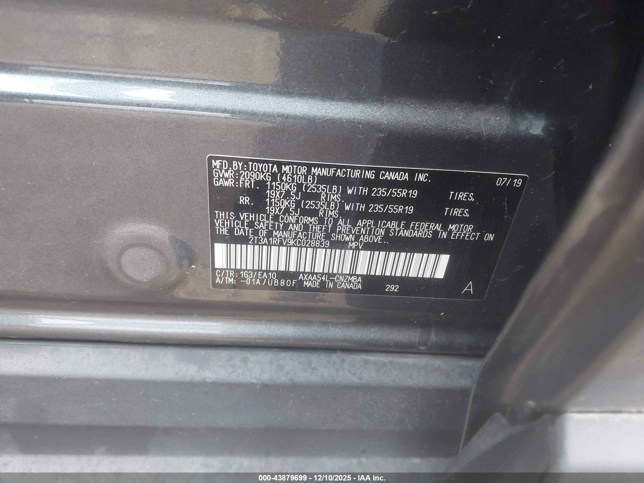 TOYOTA RAV4 image 9