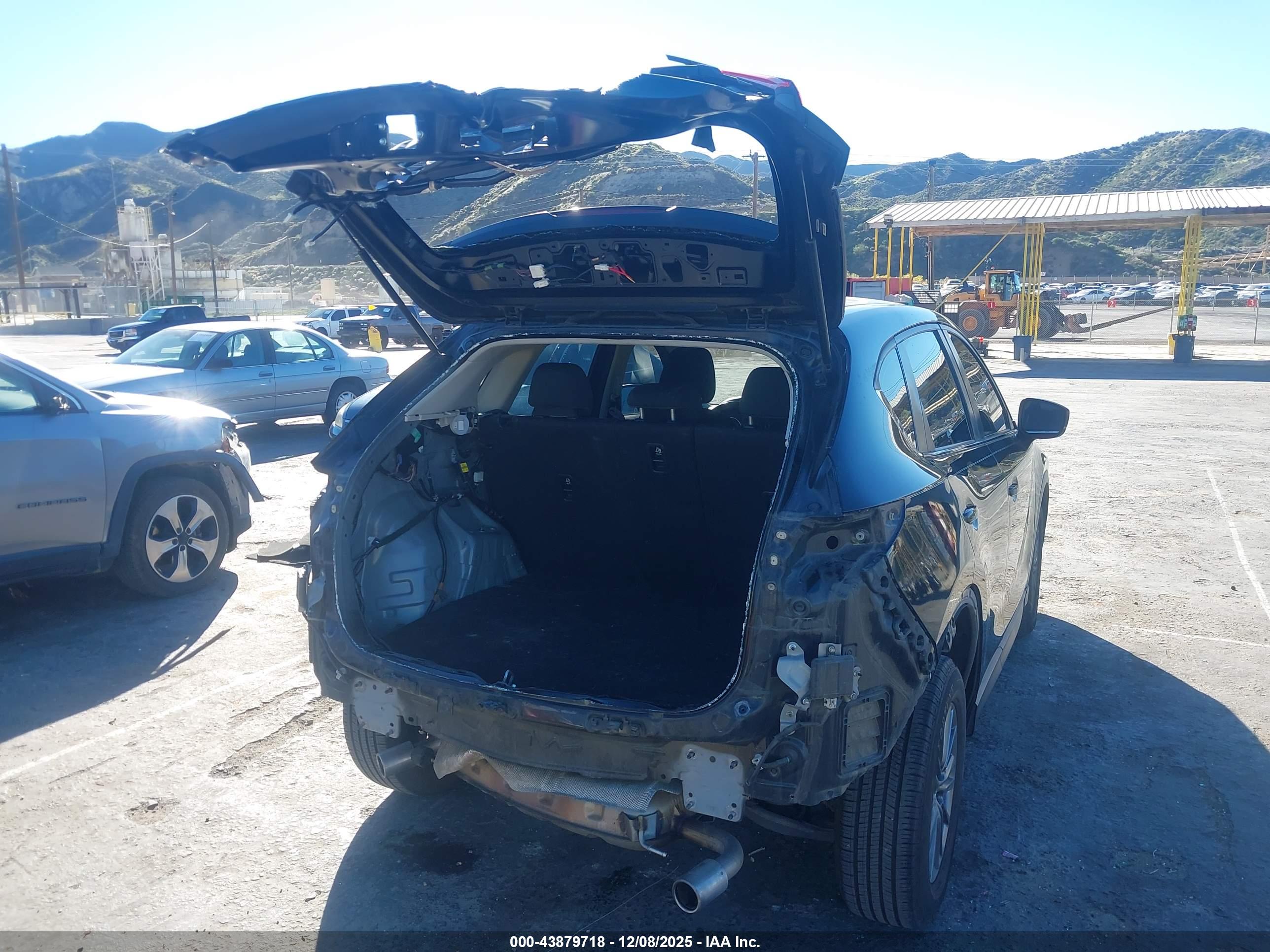 MAZDA CX-5 image 4