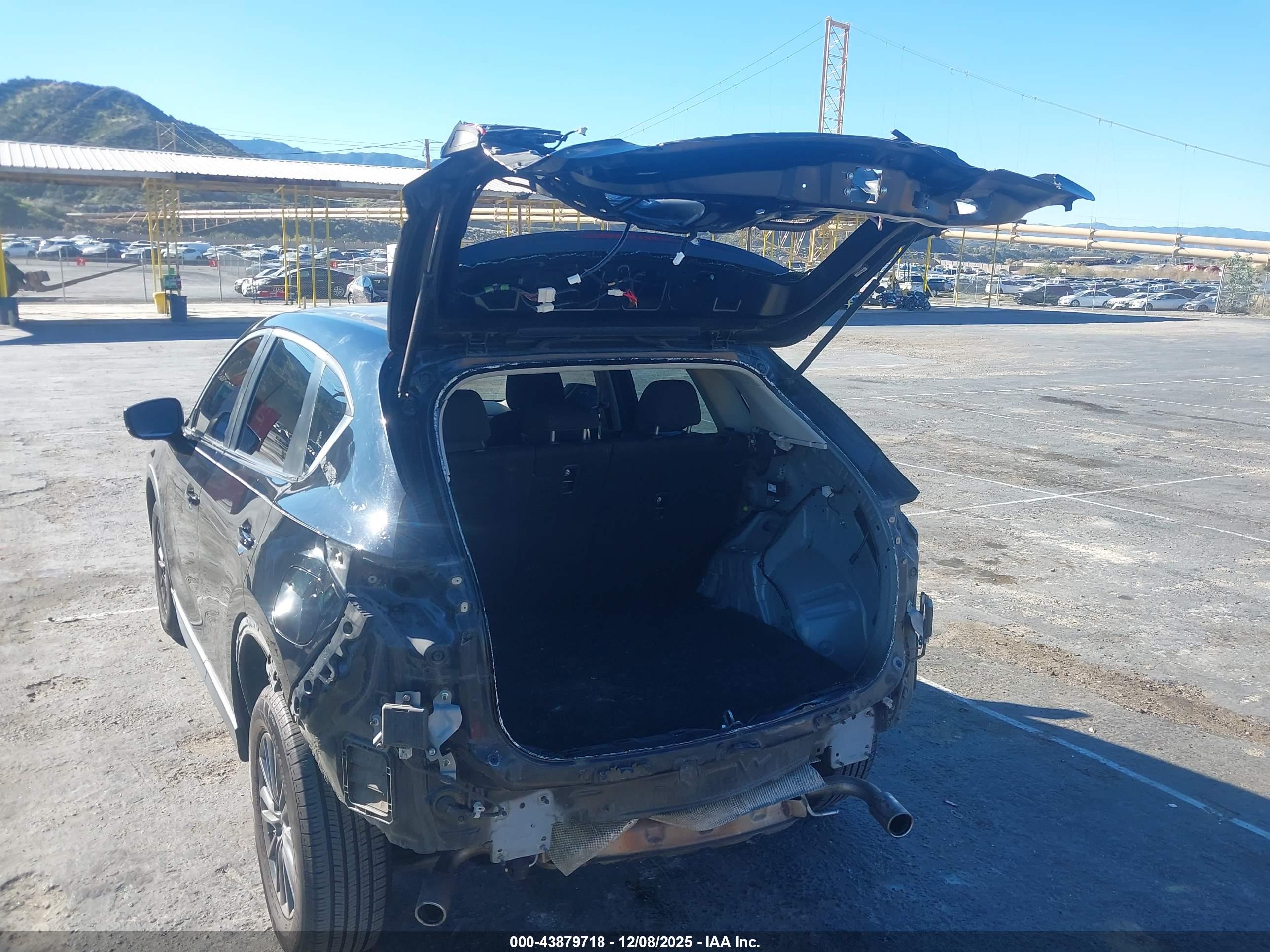 MAZDA CX-5 image 6