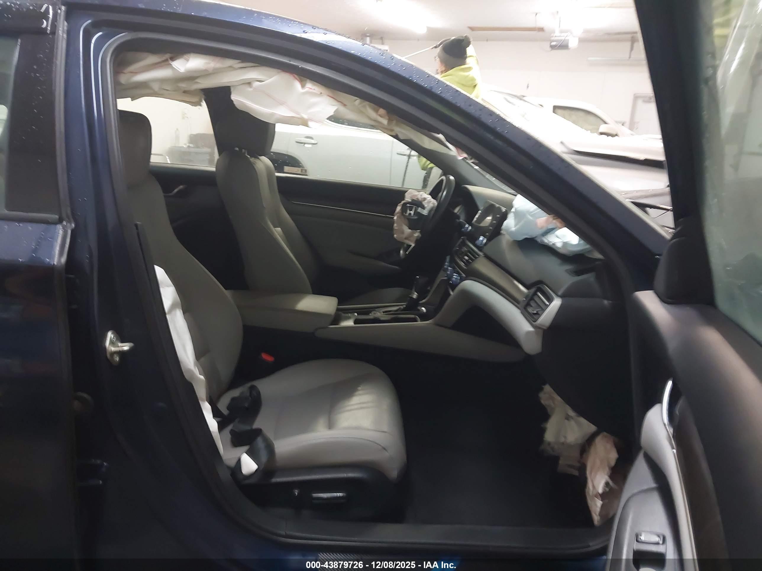HONDA ACCORD image 5