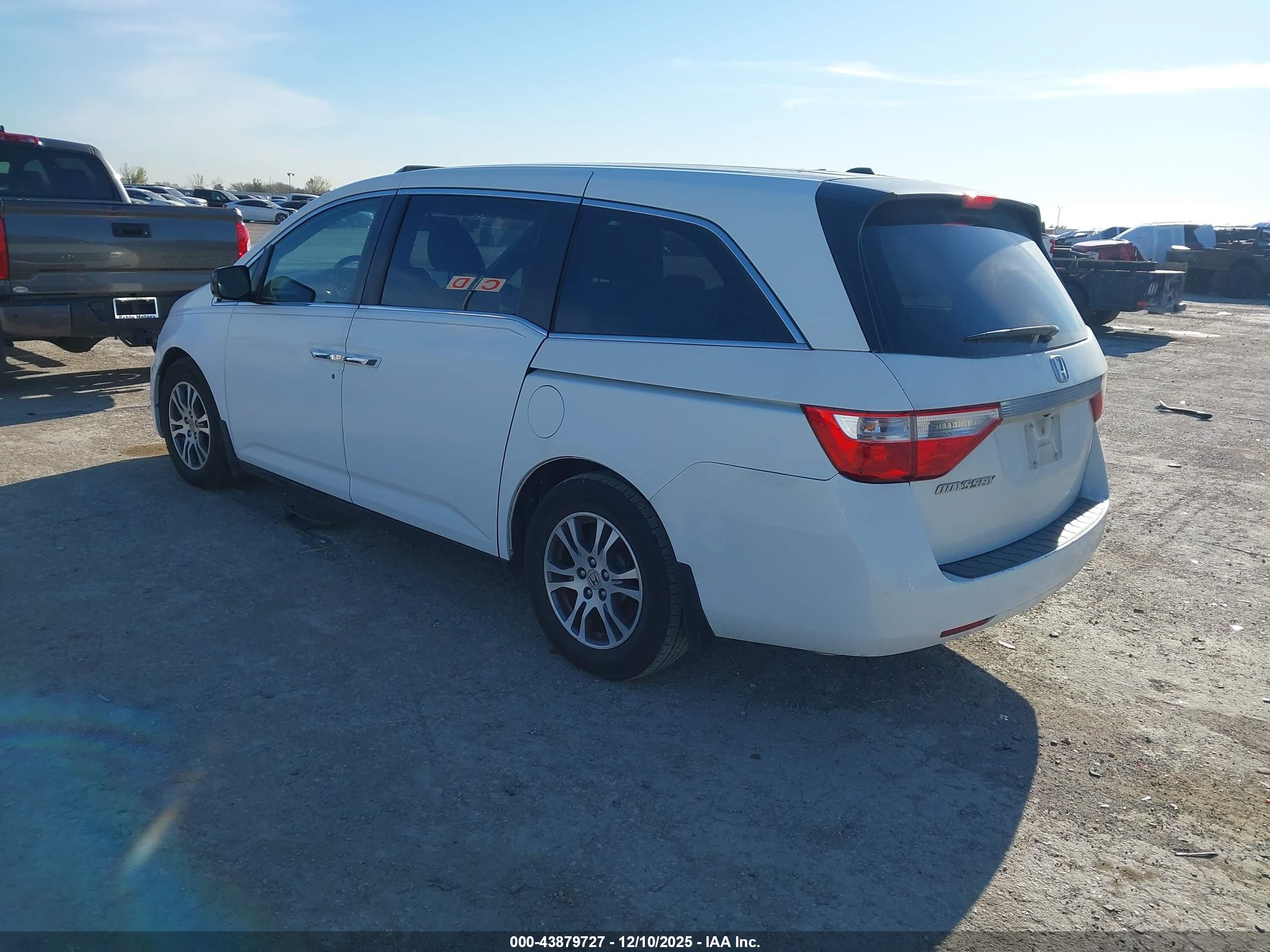 HONDA ODYSSEY image 3