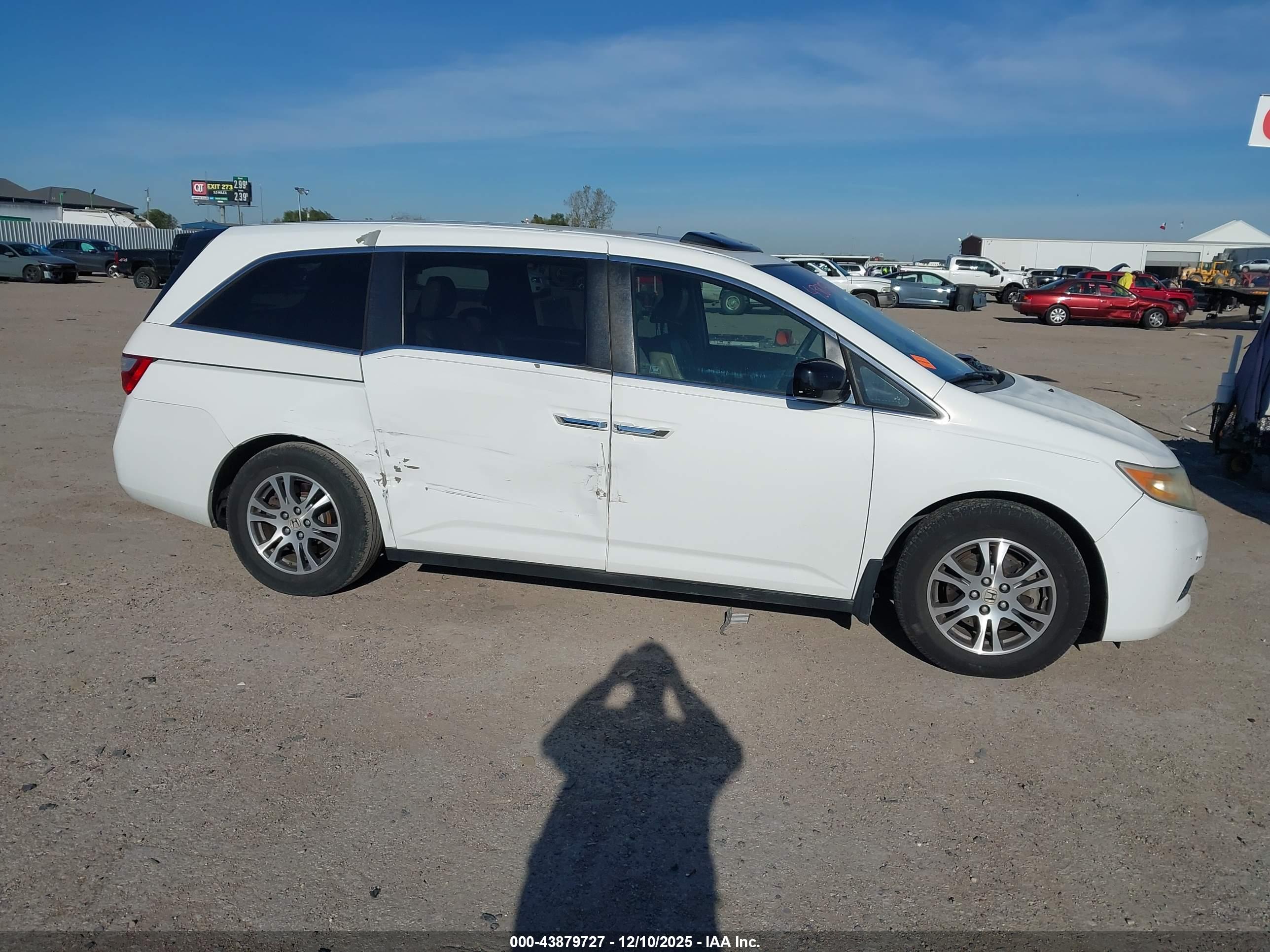 HONDA ODYSSEY image 6