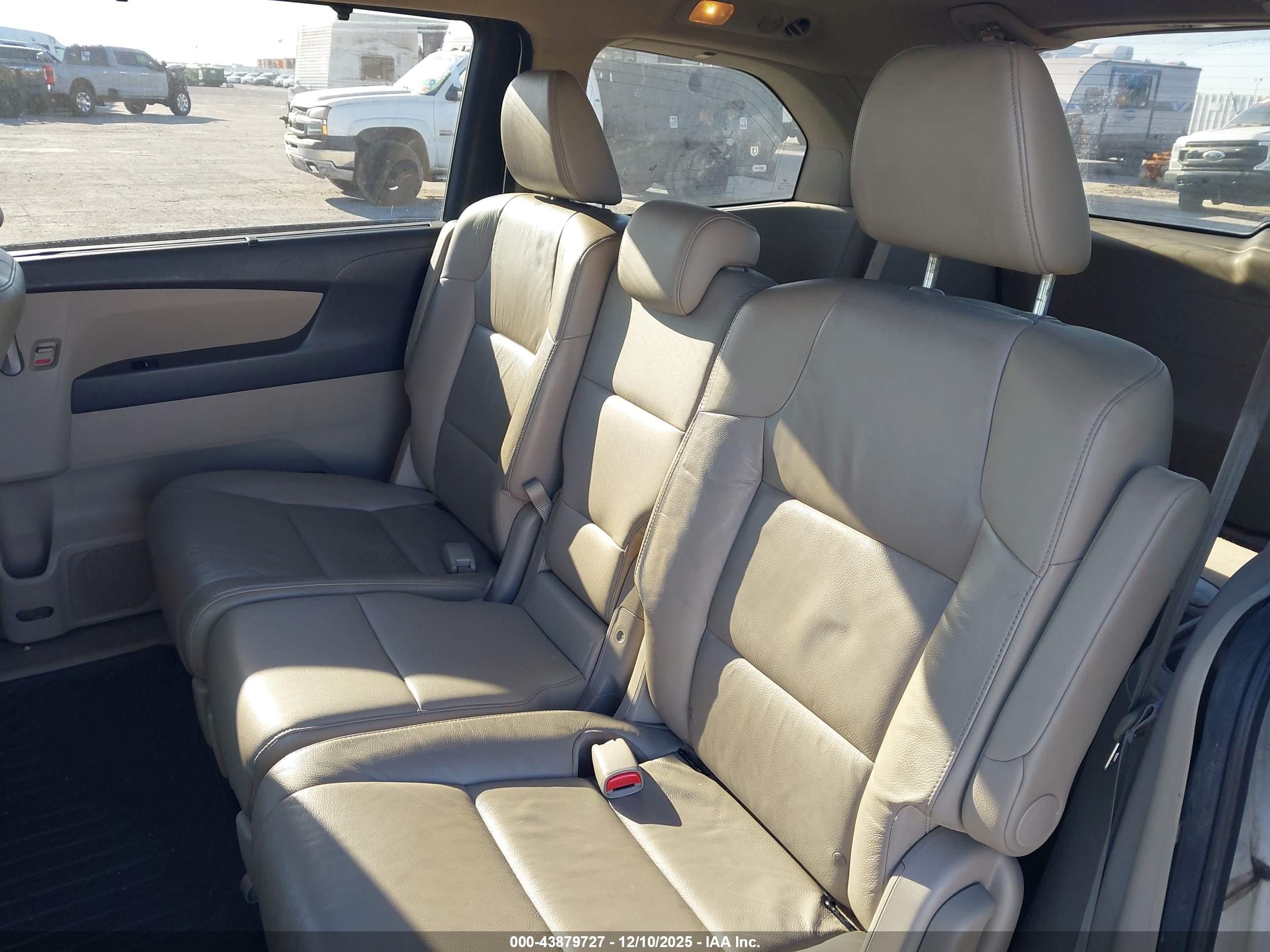 HONDA ODYSSEY image 8