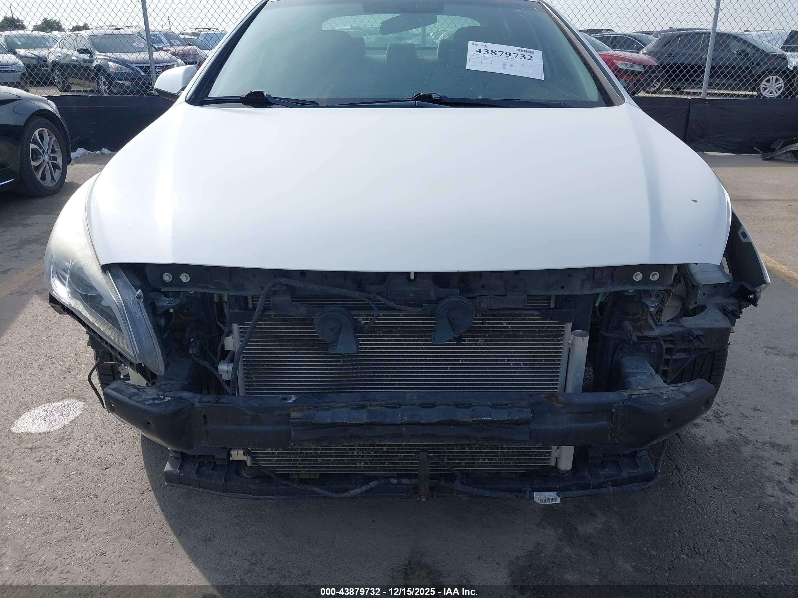 HYUNDAI SONATA image 6