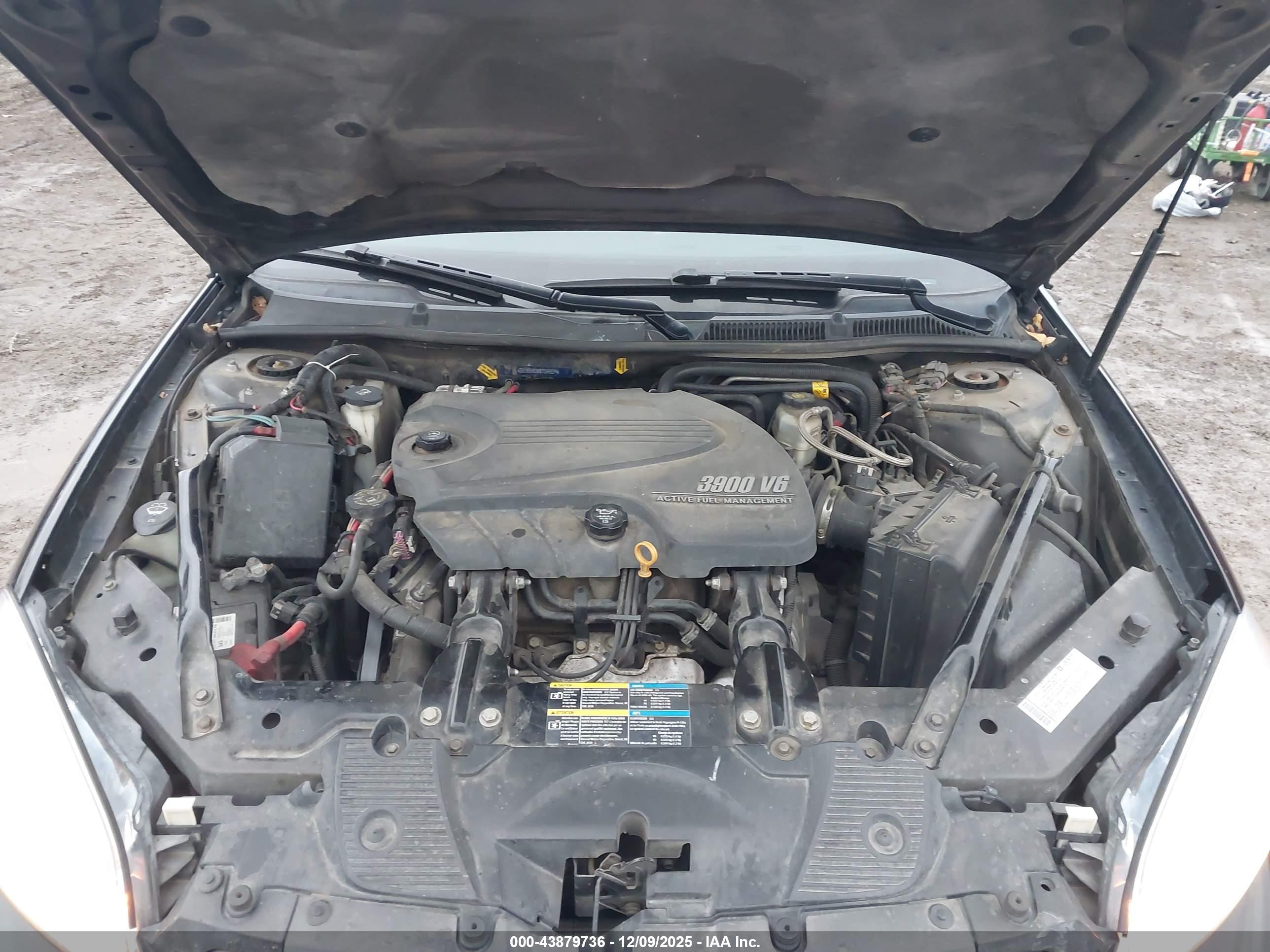 CHEVROLET IMPALA image 10
