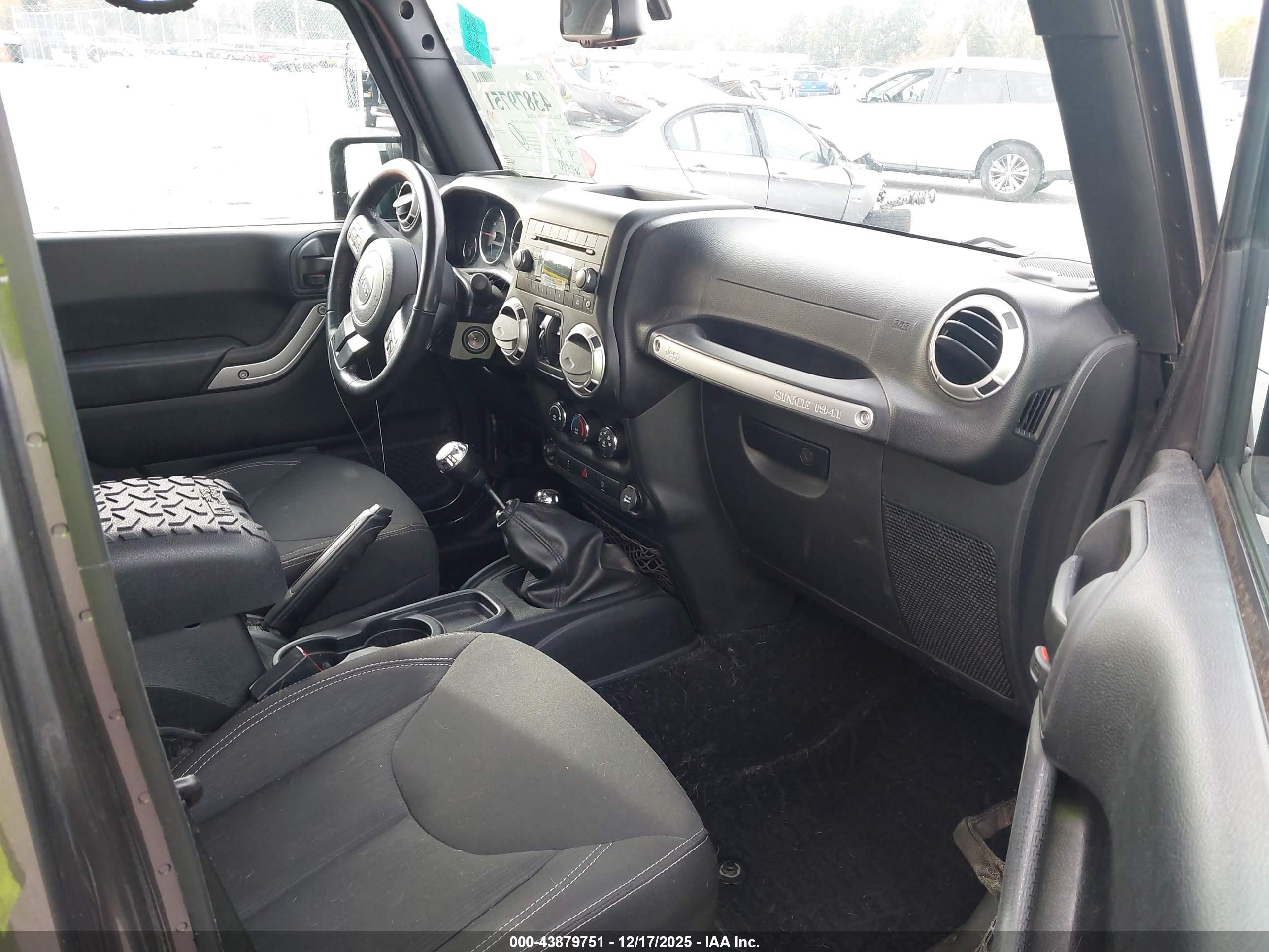 JEEP WRANGLER image 5