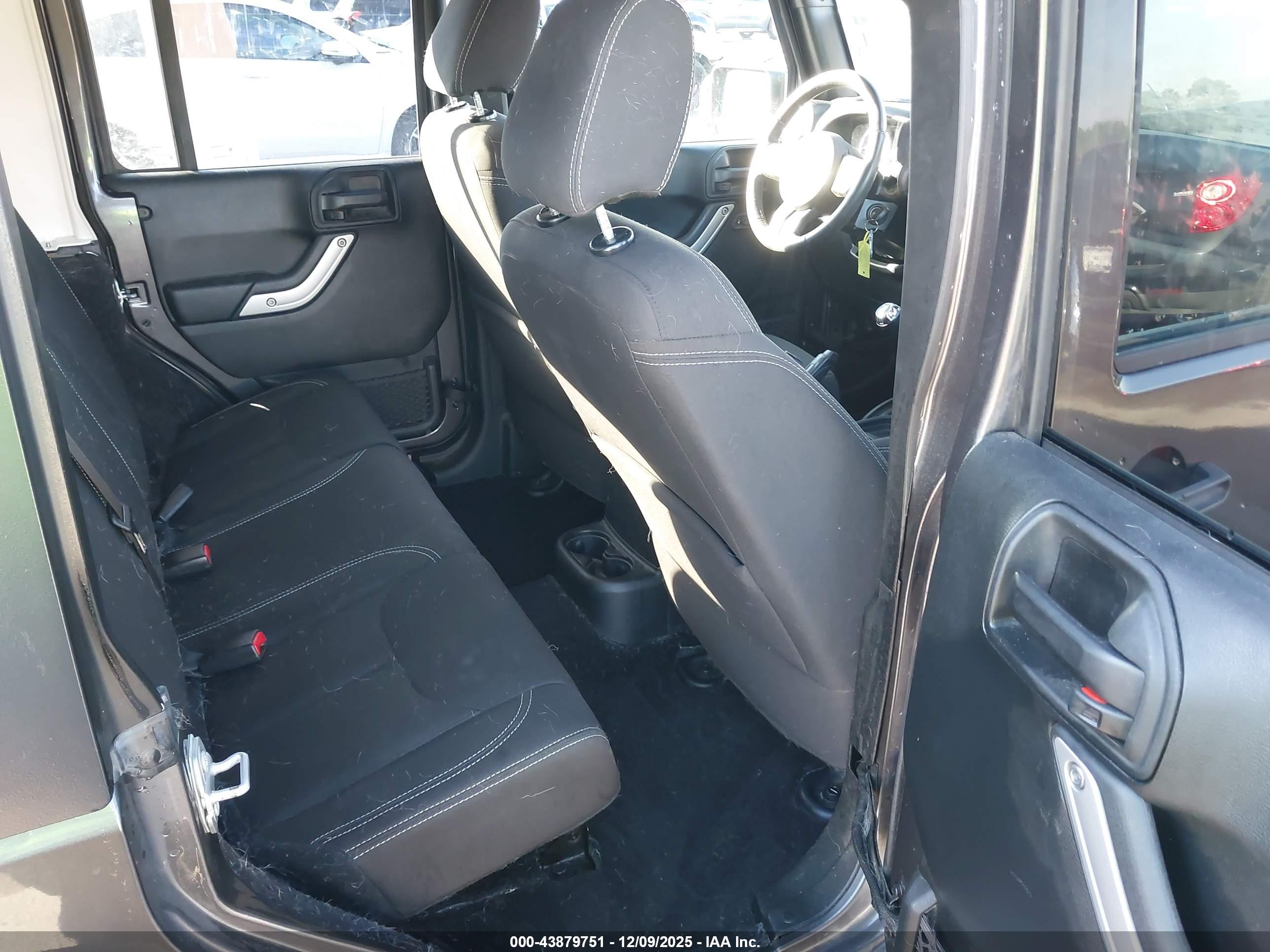 JEEP WRANGLER image 8