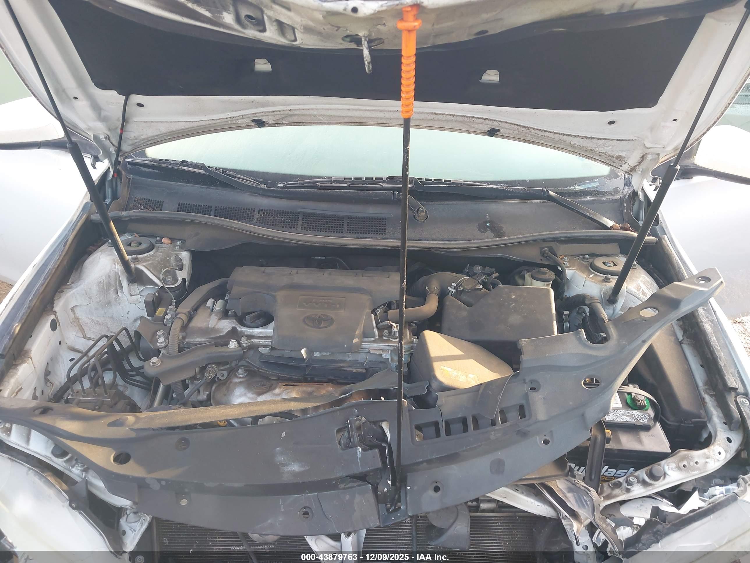 TOYOTA CAMRY image 10