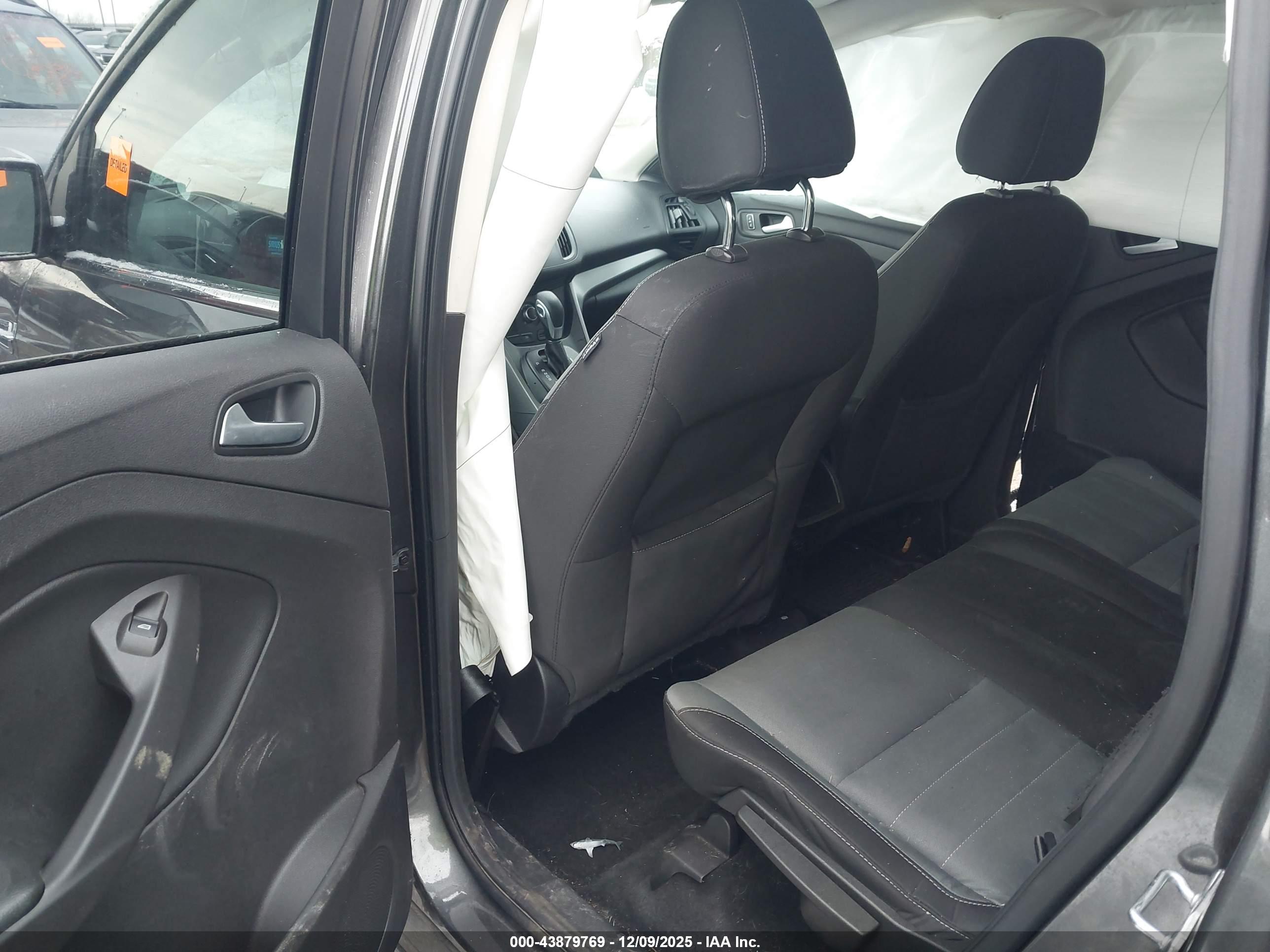 FORD ESCAPE image 8
