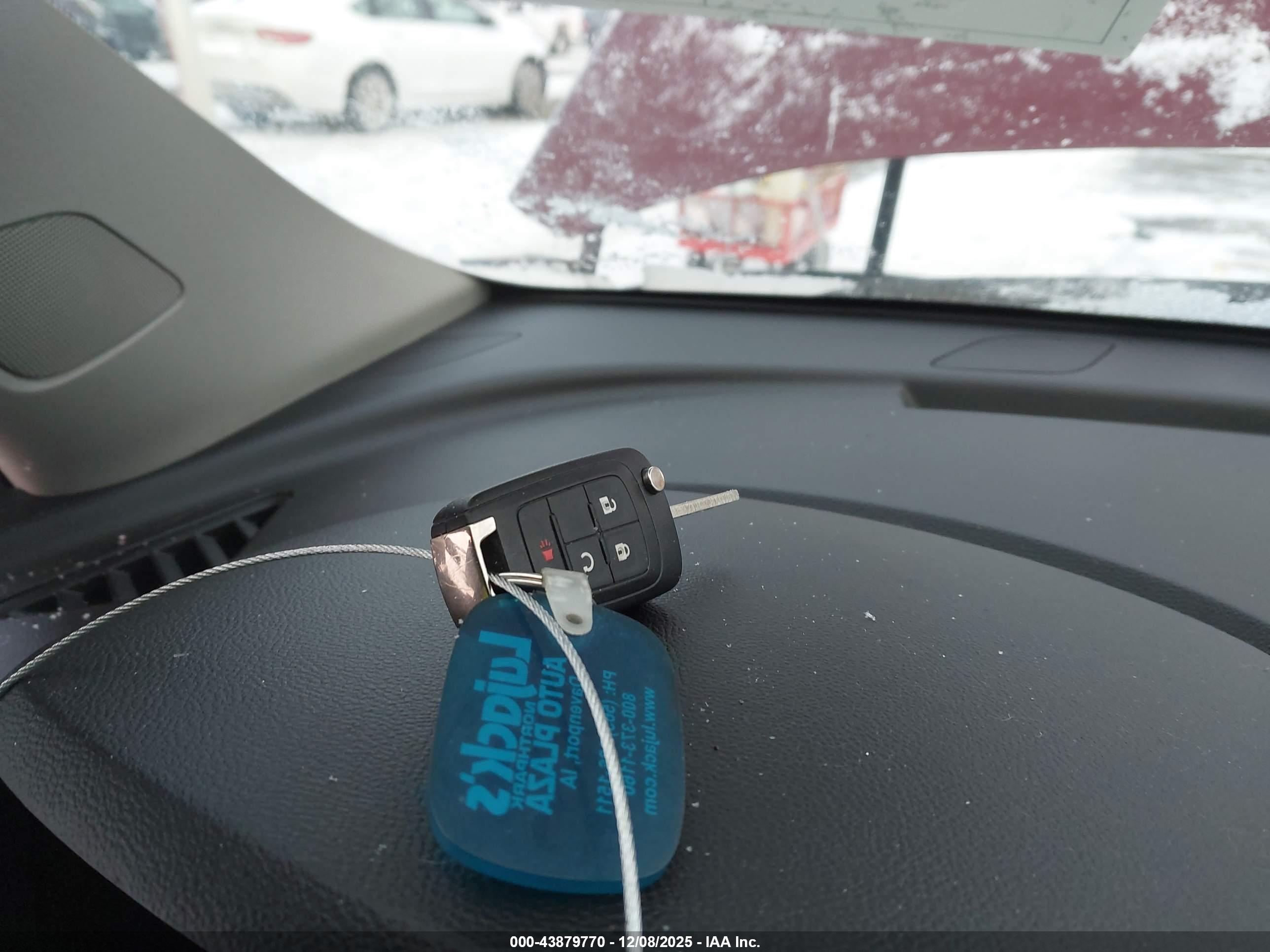 CHEVROLET EQUINOX image 11