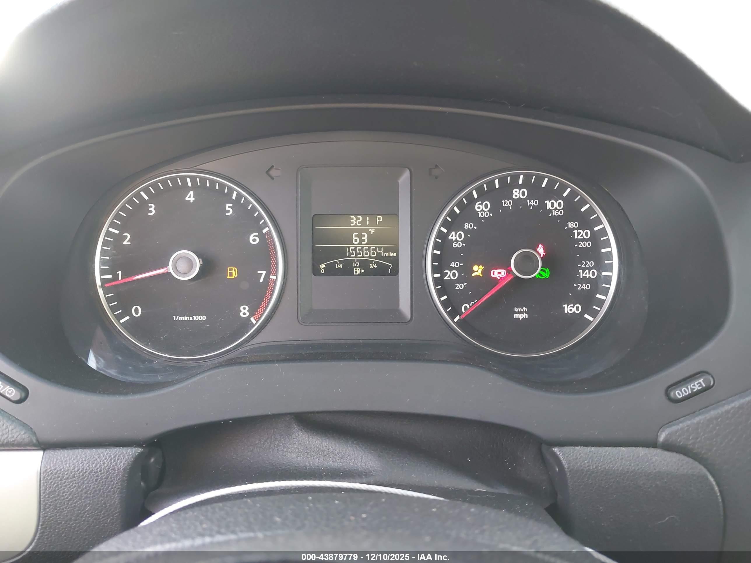 VOLKSWAGEN JETTA image 7