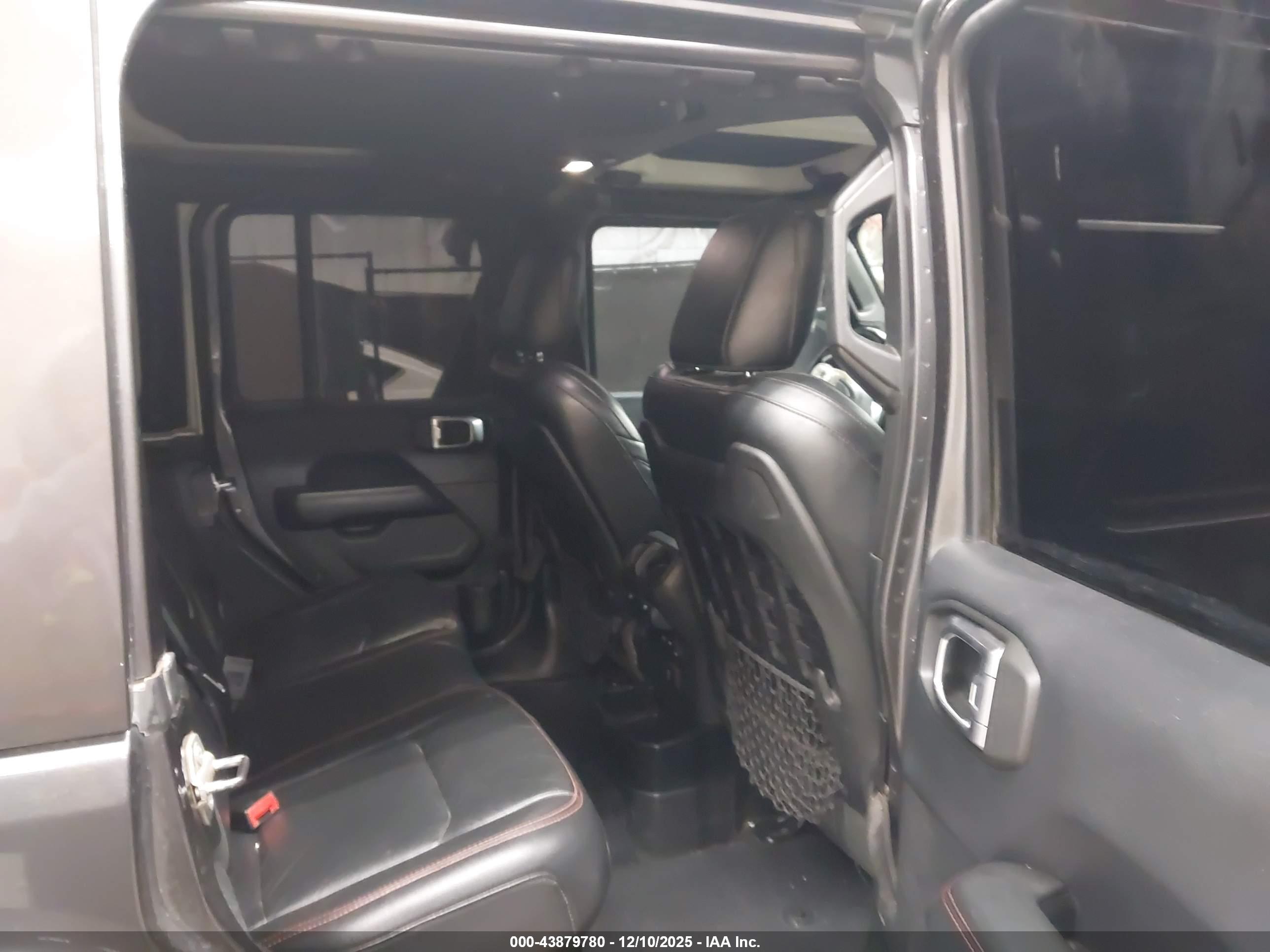 JEEP WRANGLER image 8