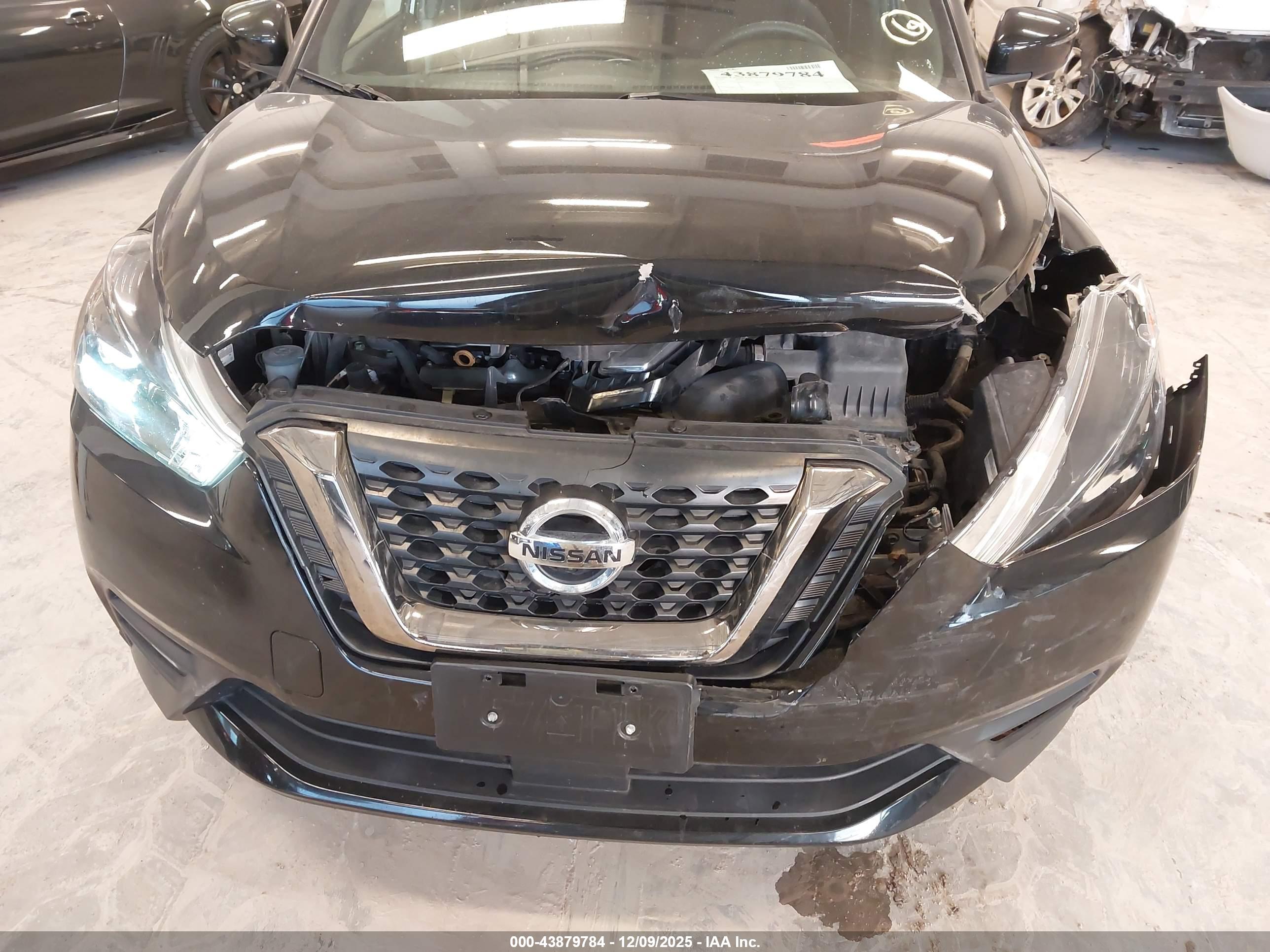 NISSAN KICKS image 6