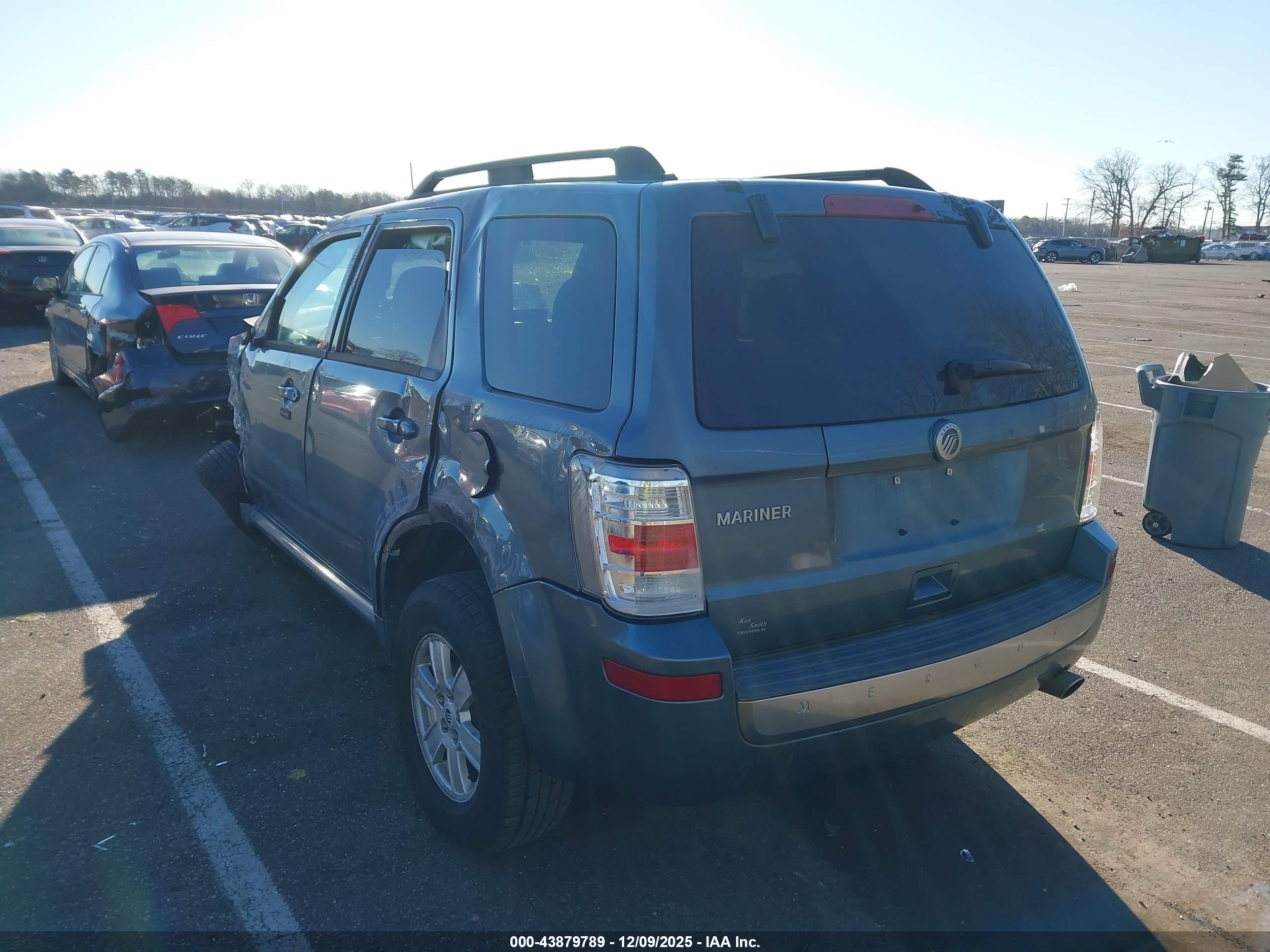 MERCURY MARINER image 3