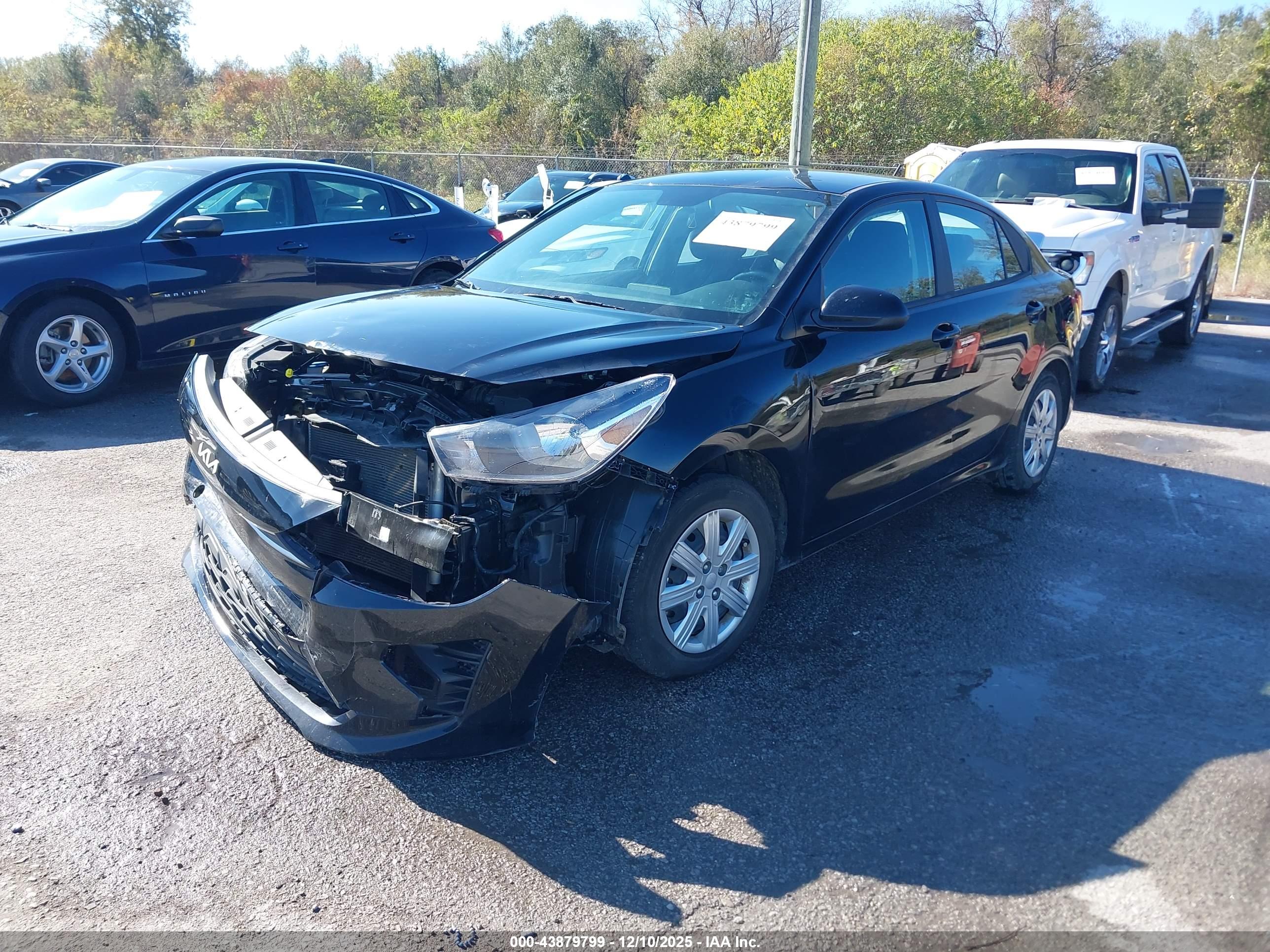 KIA RIO image 2