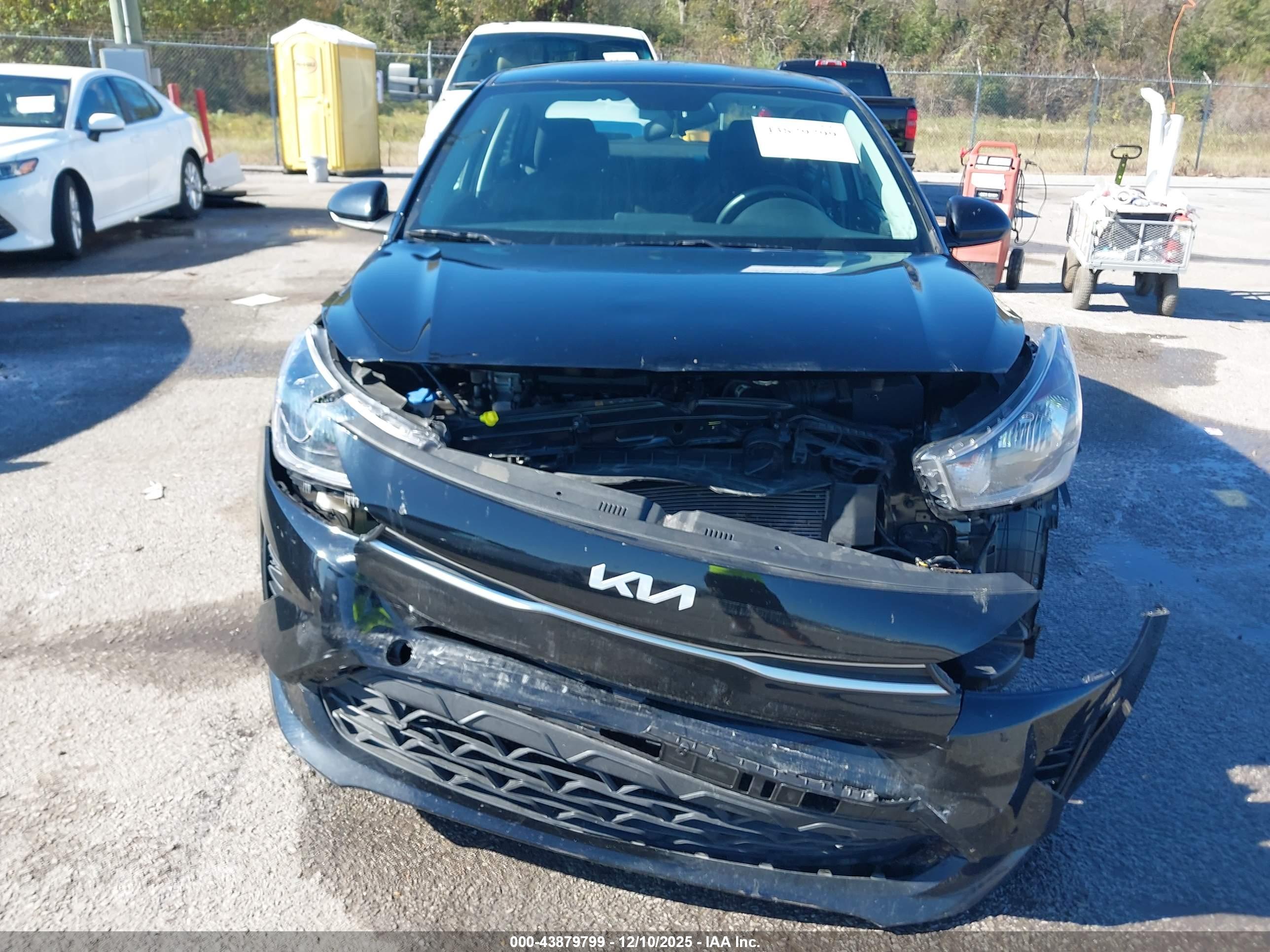 KIA RIO image 6