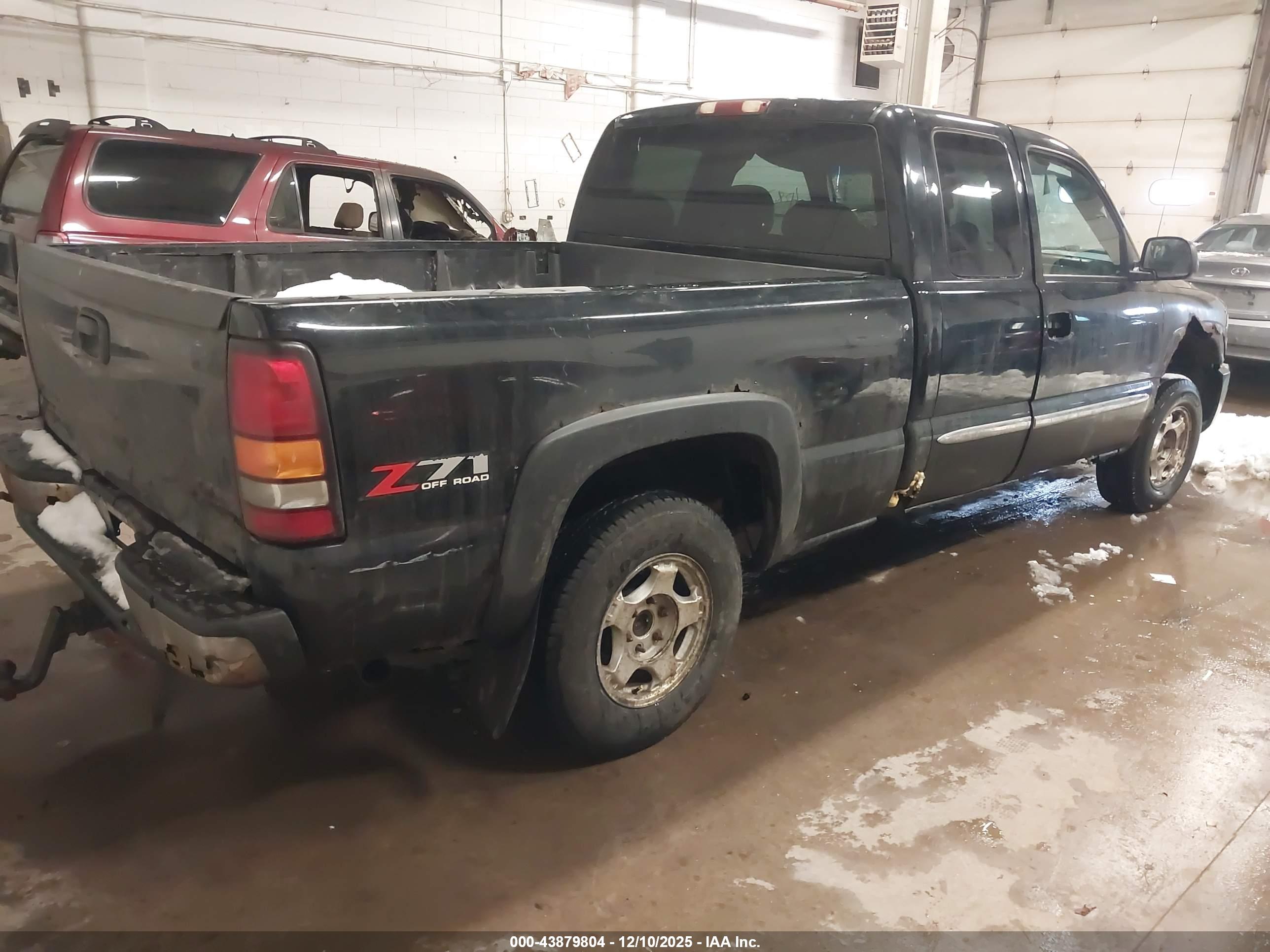 GMC SIERRA image 4