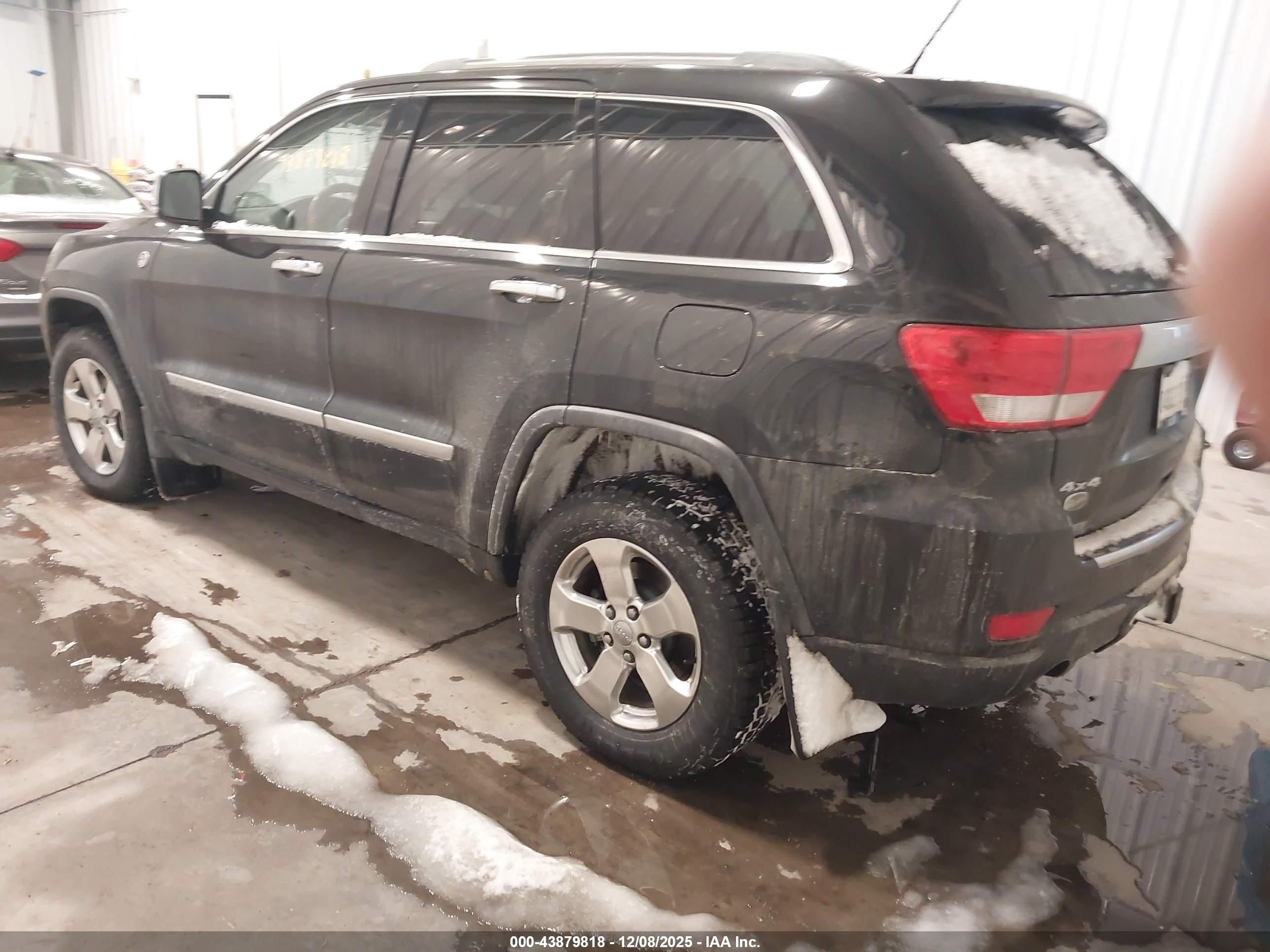 JEEP GRAND image 3