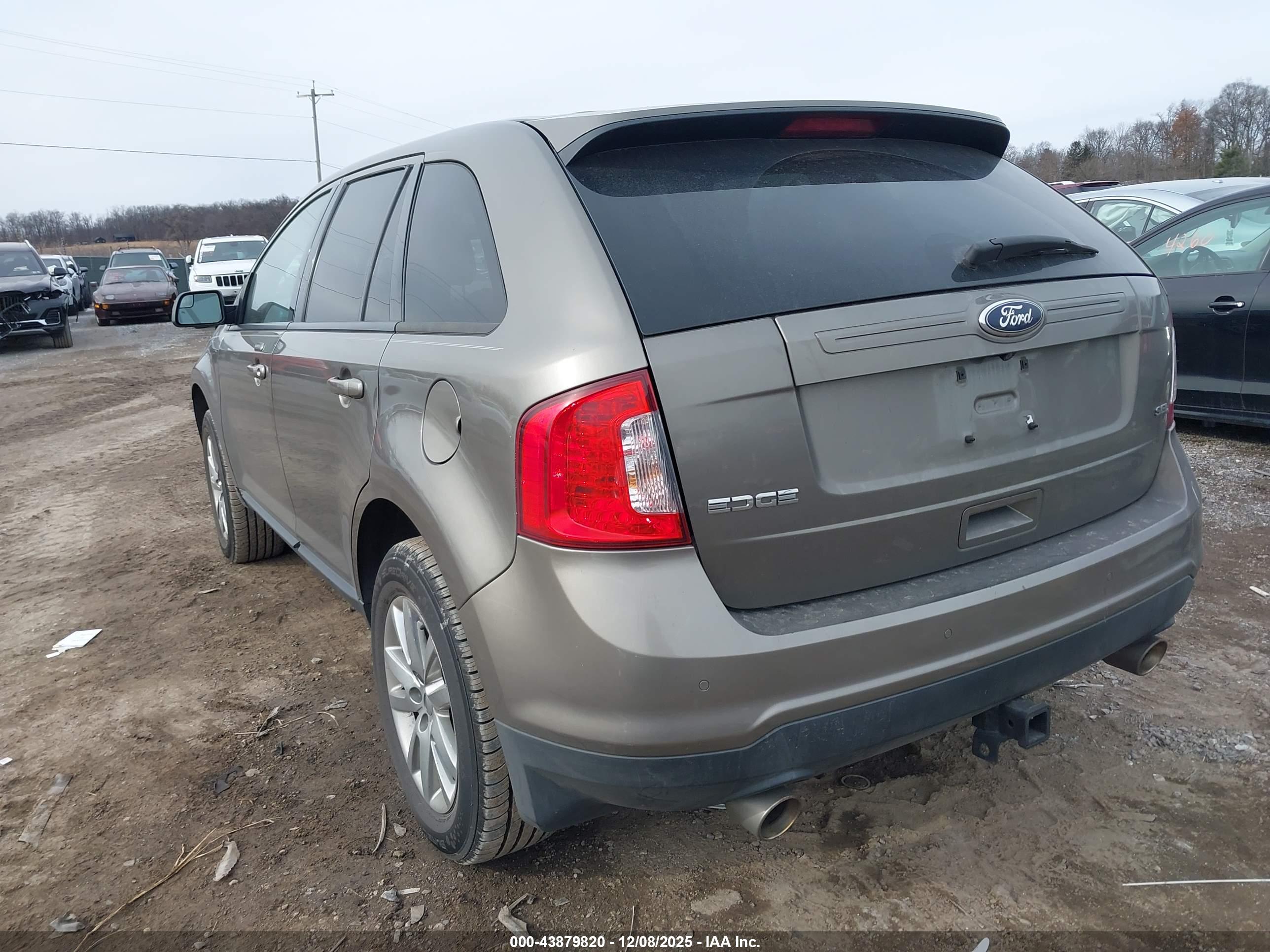 FORD EDGE image 3