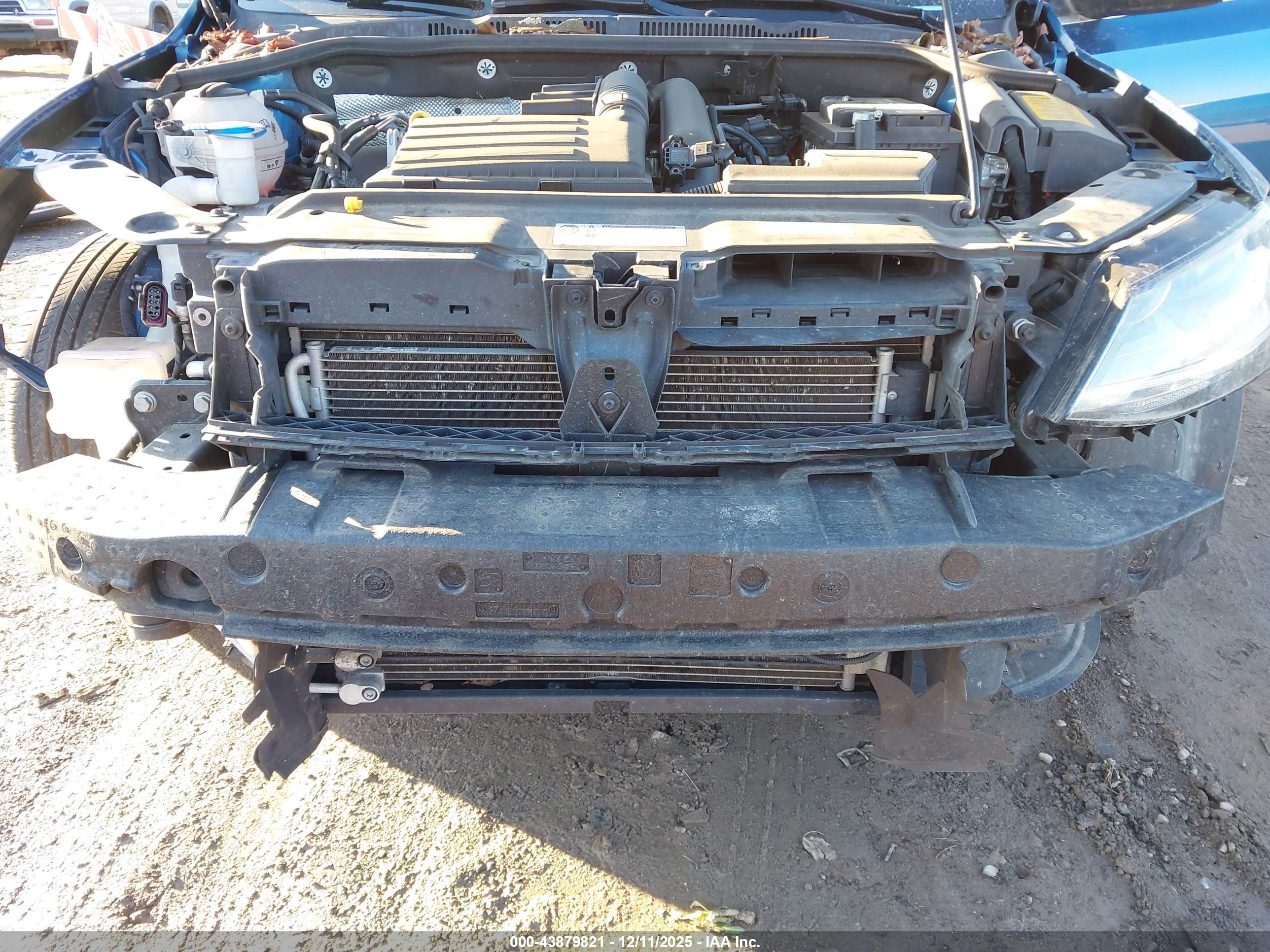 VOLKSWAGEN JETTA image 6