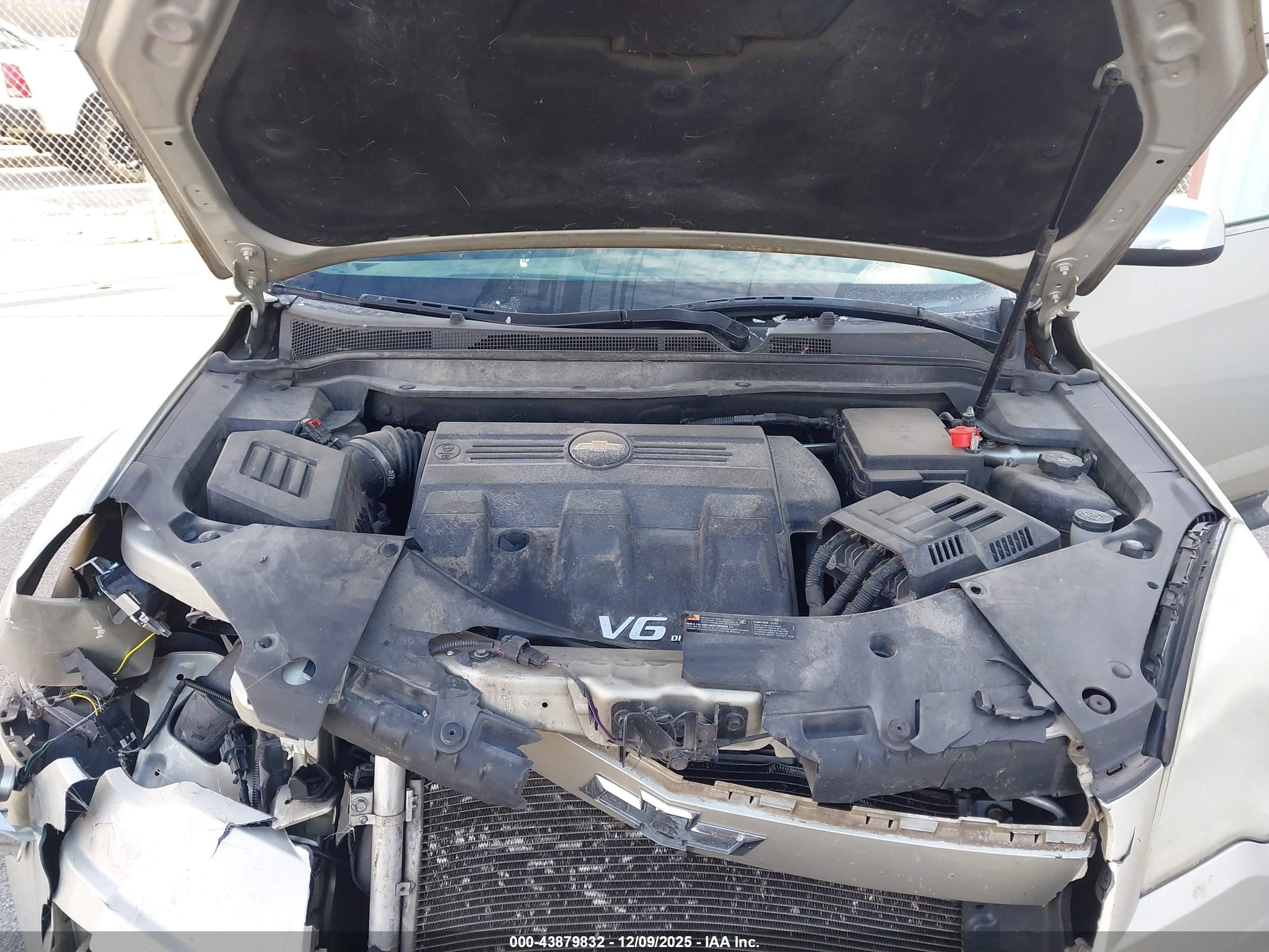 CHEVROLET EQUINOX image 10