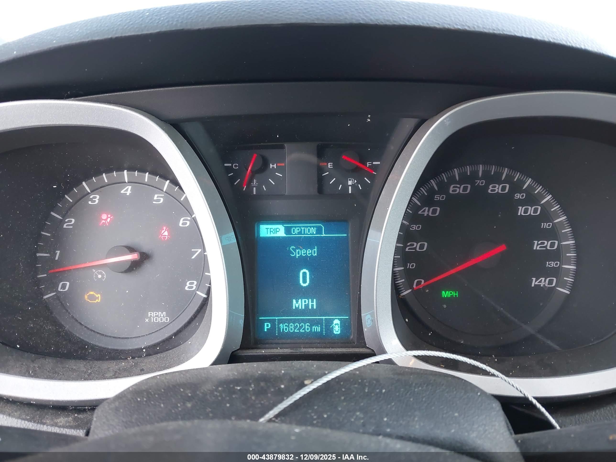 CHEVROLET EQUINOX image 7