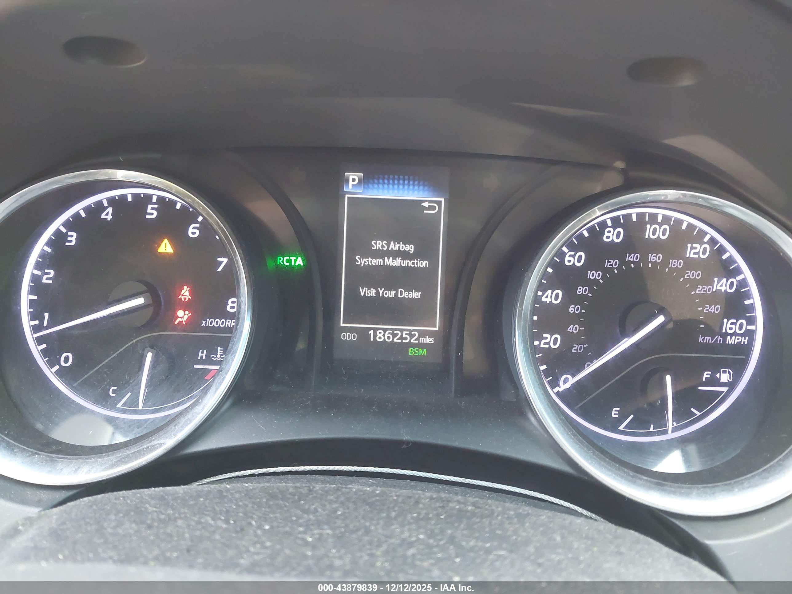 TOYOTA CAMRY image 7