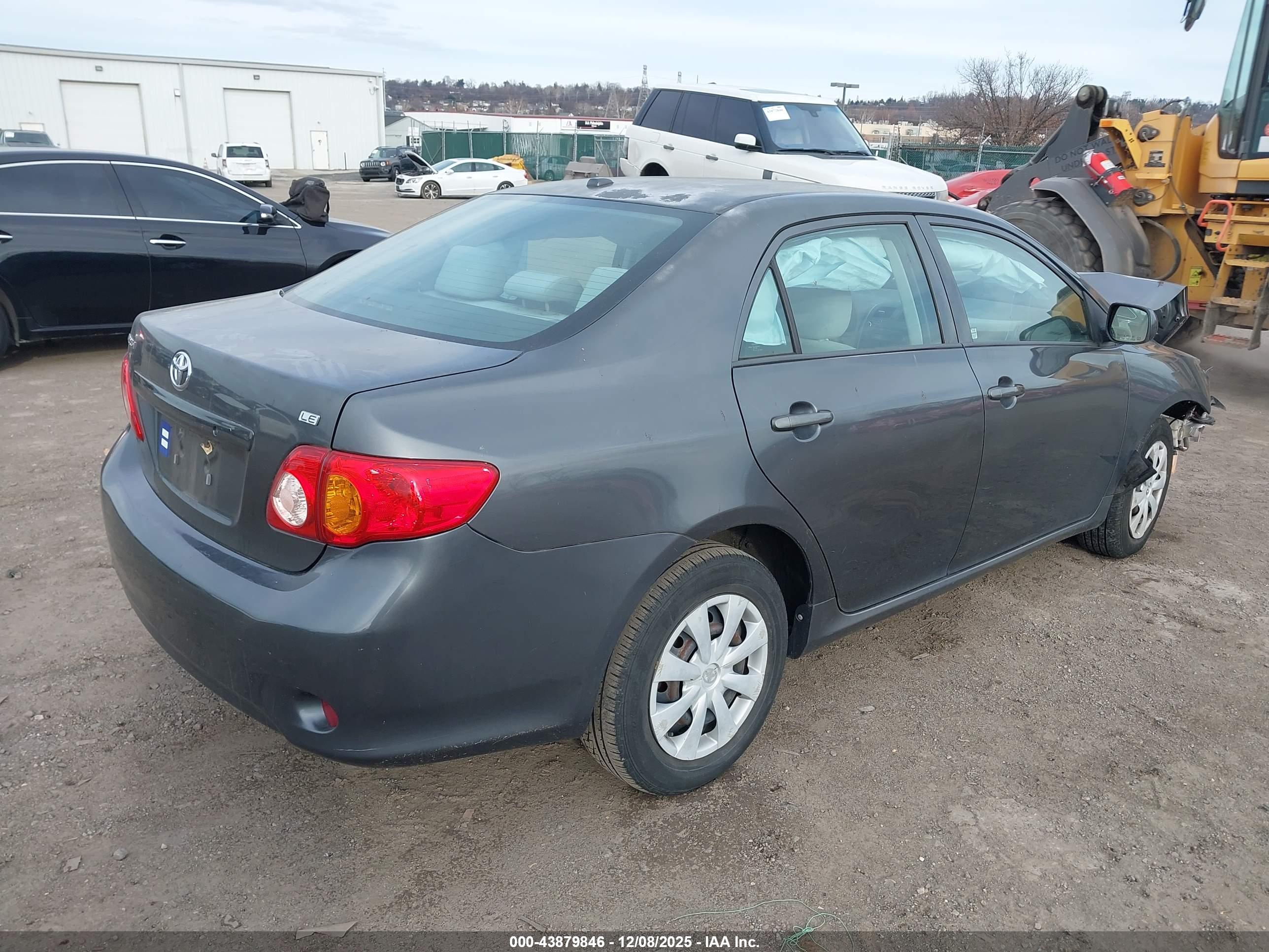 TOYOTA COROLLA image 4
