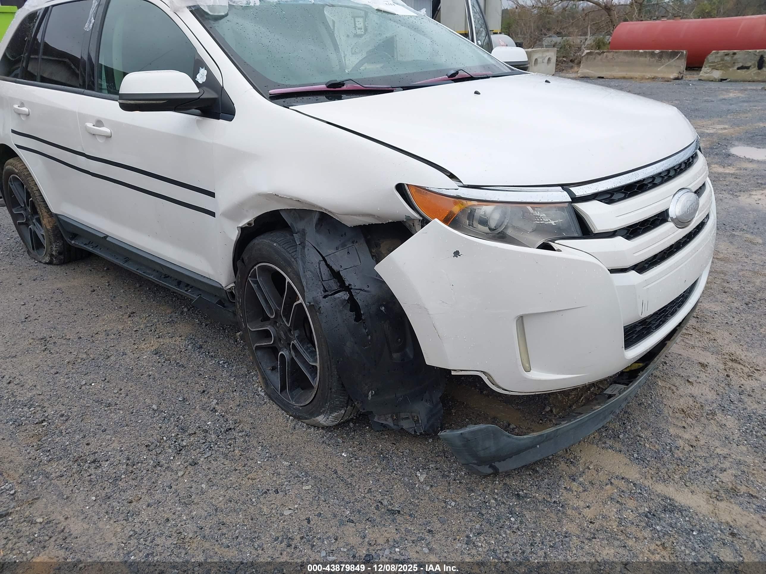 FORD EDGE image 6