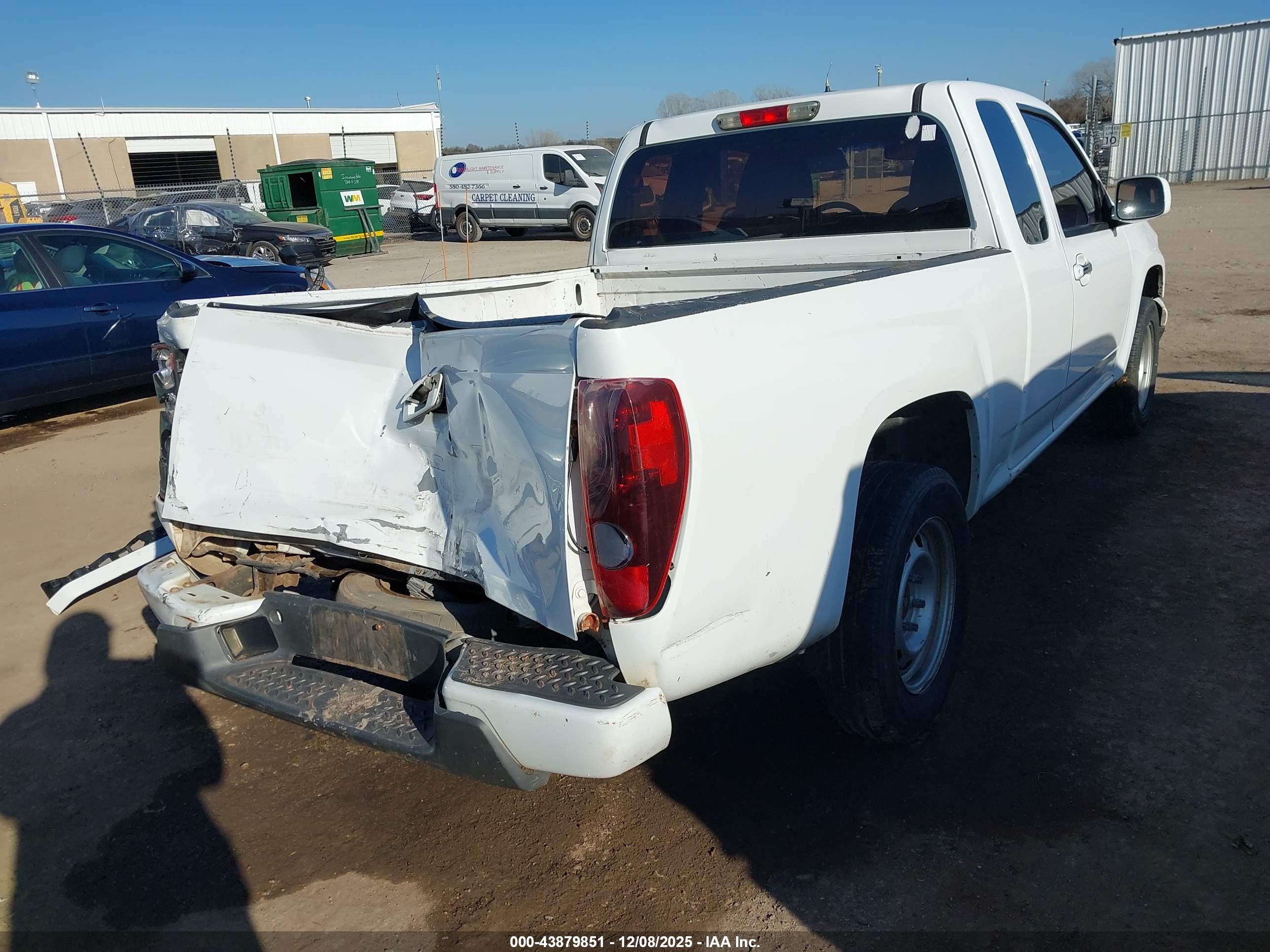 CHEVROLET COLORADO image 4
