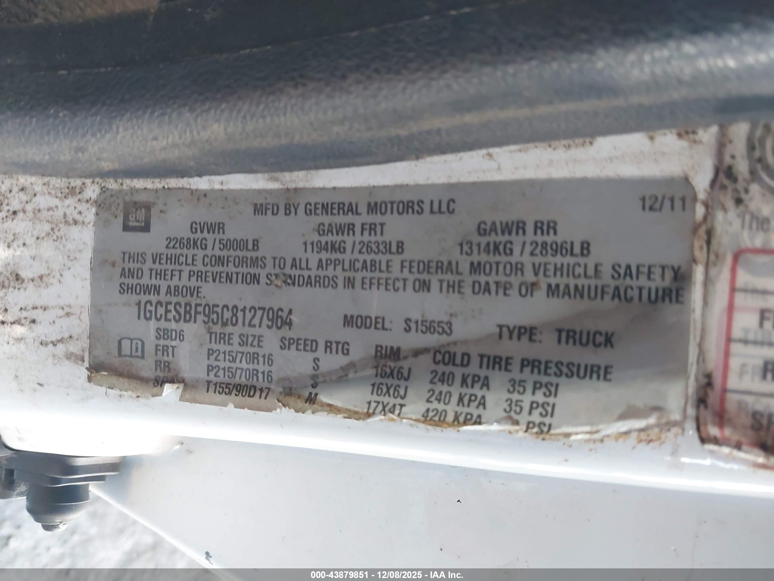 CHEVROLET COLORADO image 9