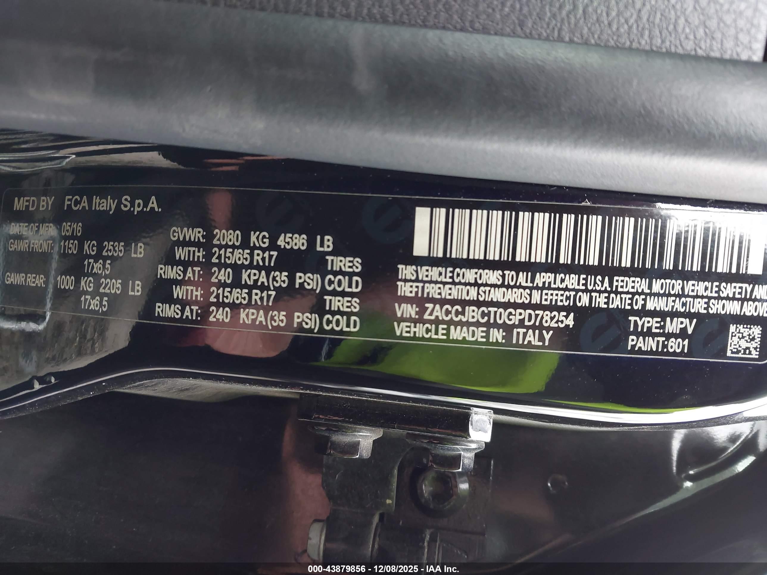 JEEP RENEGADE image 9